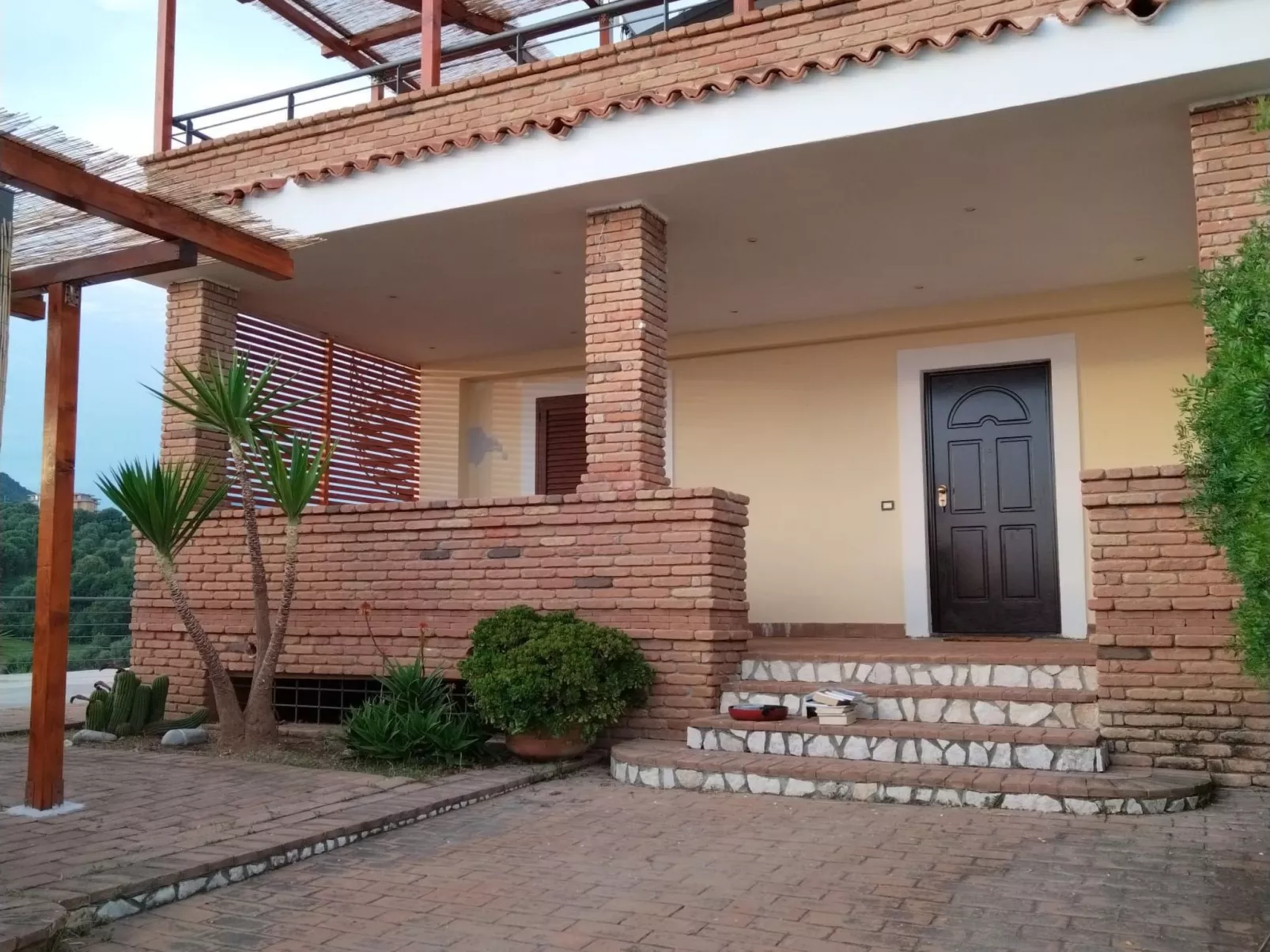 In Cilento, Caprioli,  mit Grill und Garten-Buiten