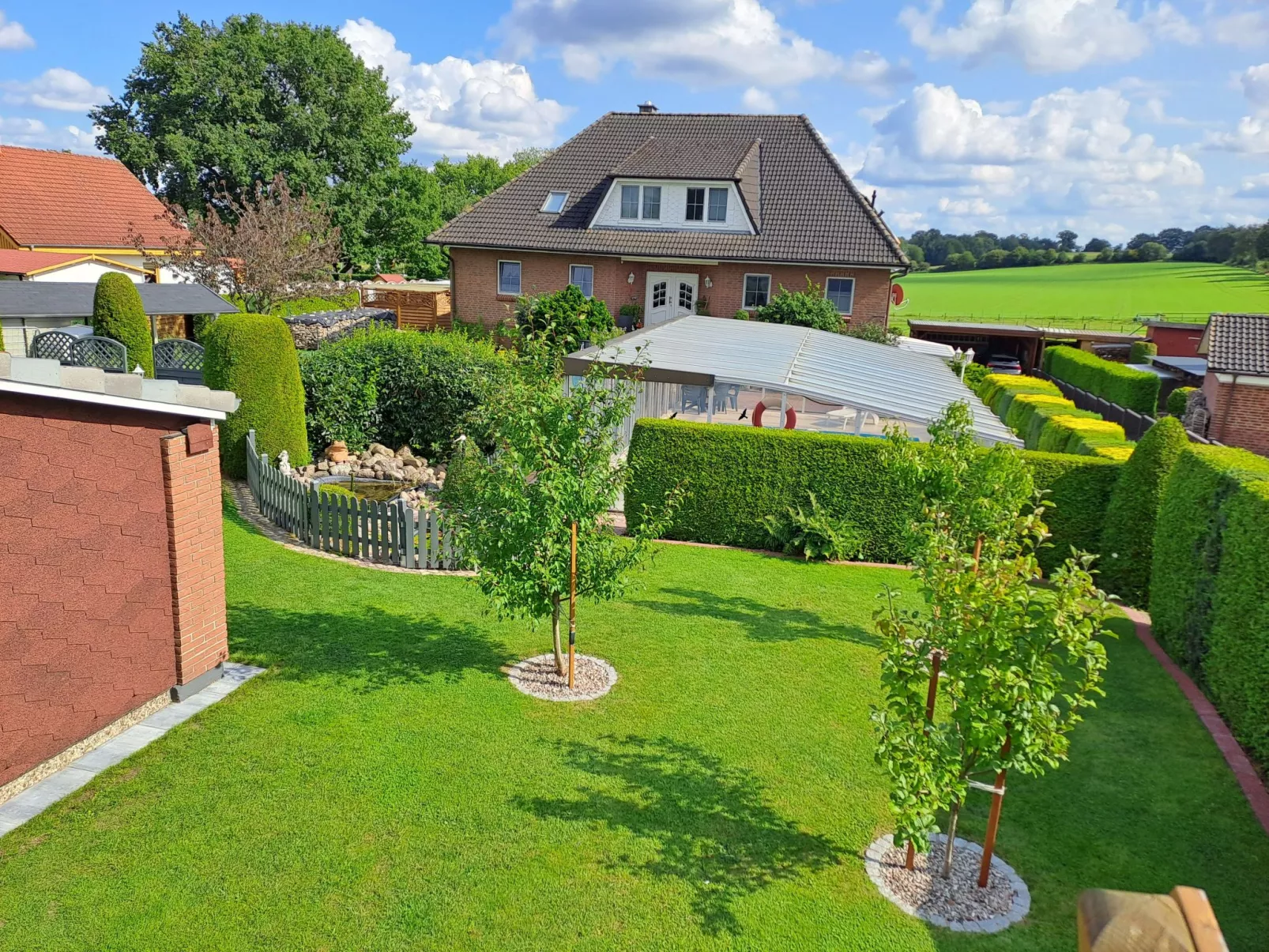 Dat lütte Huus-Buiten