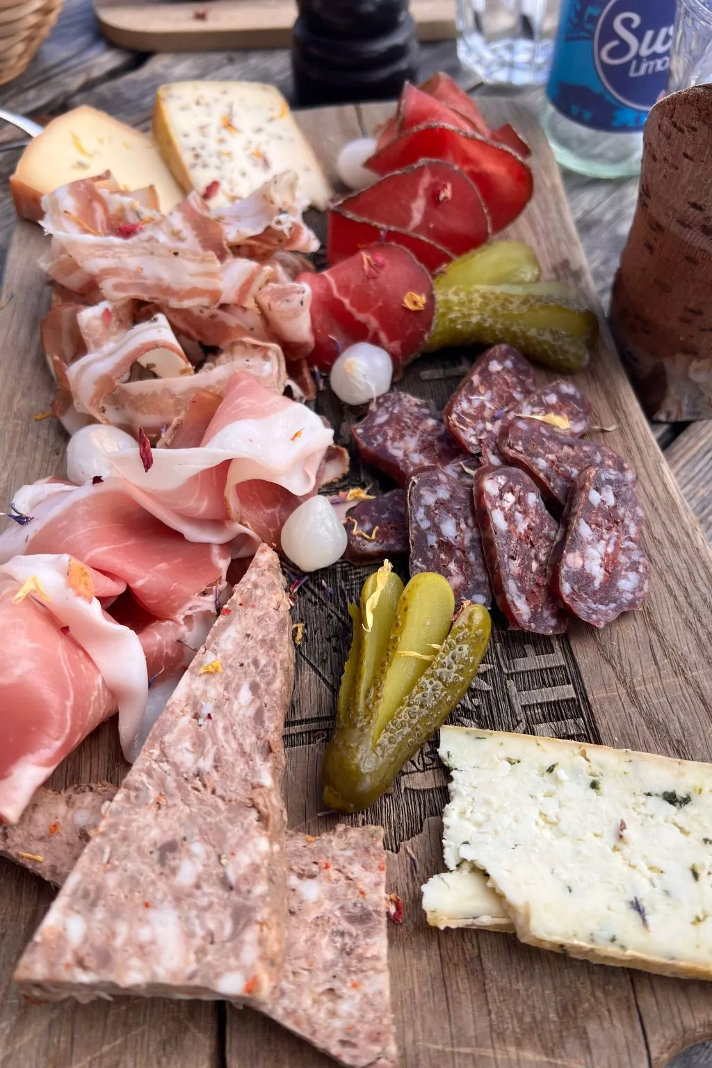 Peak App., Morgins-Image-tags.info