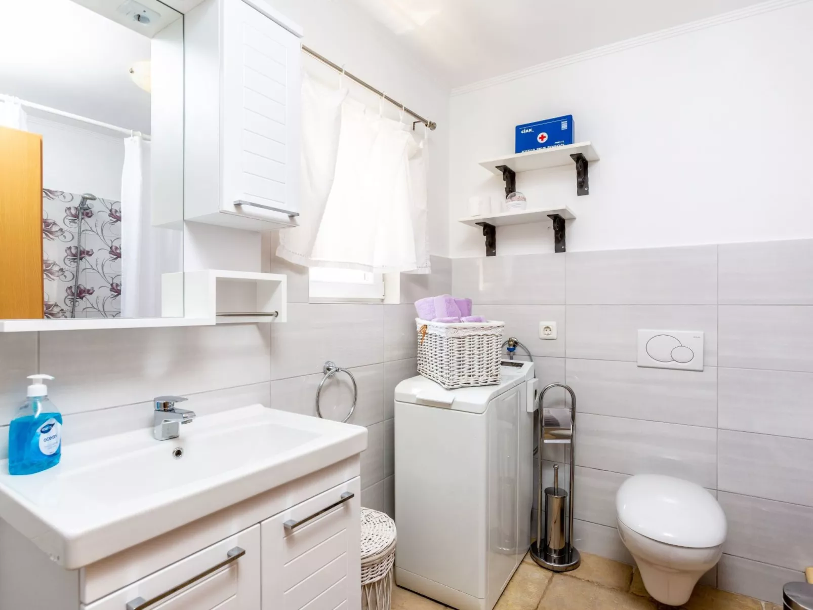 "Lilo Lavender" mit Whirlpool-Binnen