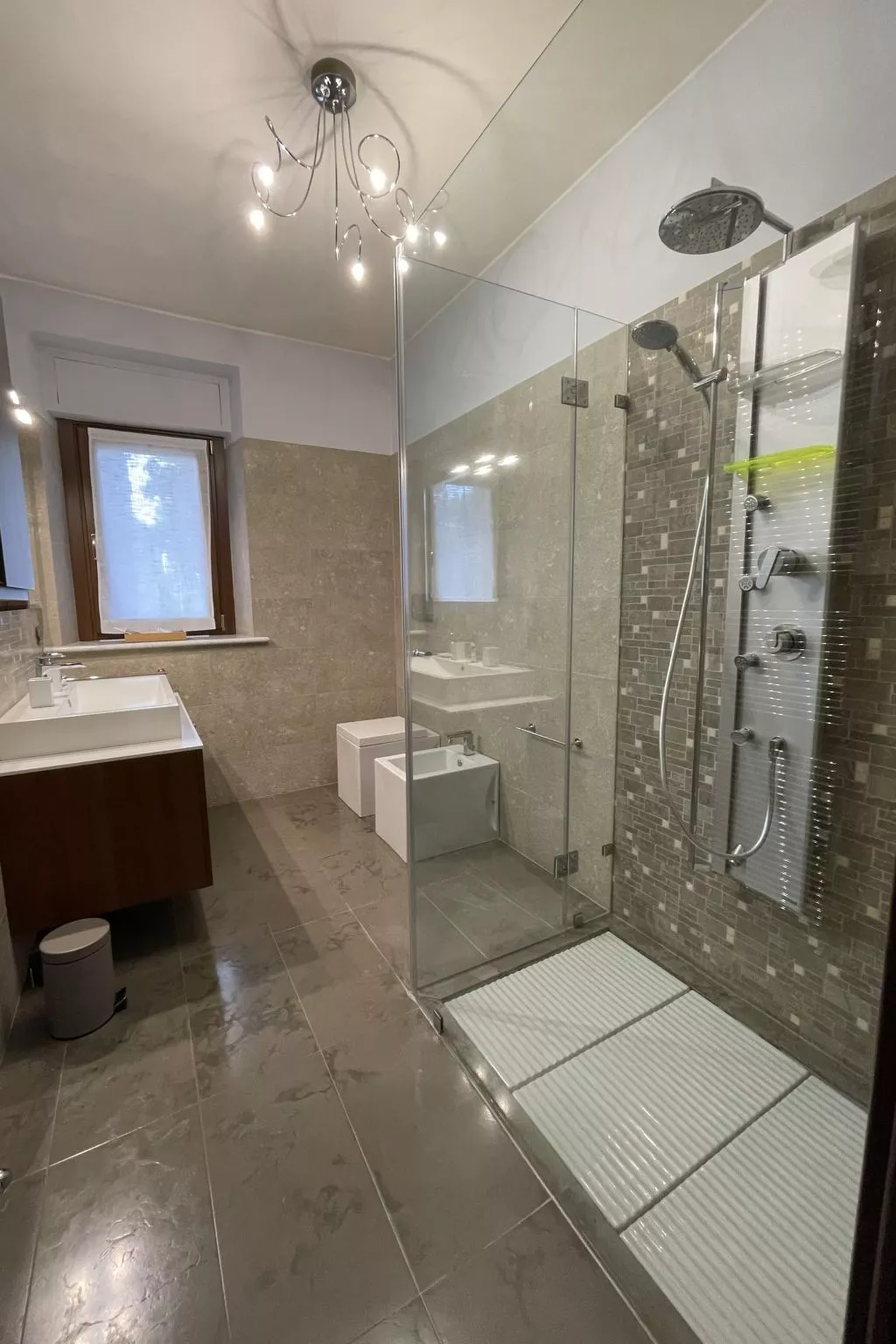 GROSSE LUXUSWOHNUNG-Image-tags.info