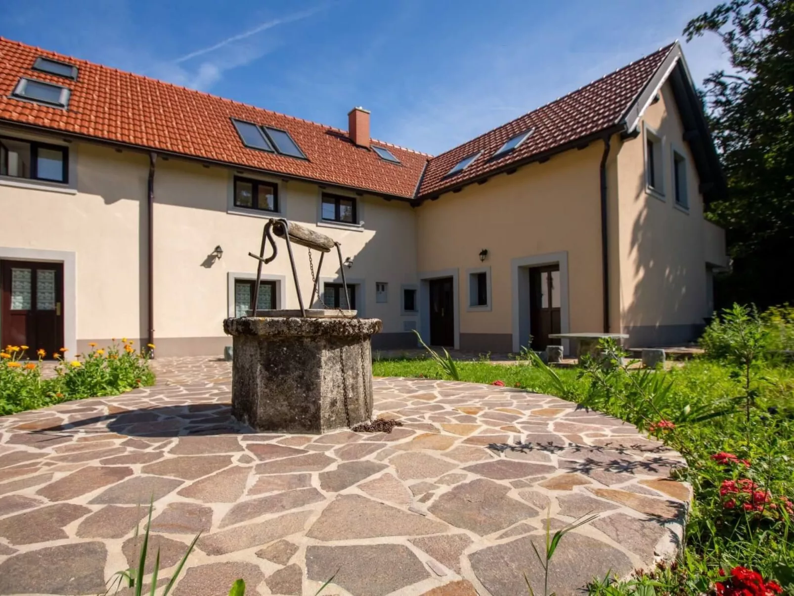 Schönes Apartment in Gozd mit Garten, tollem Ausblick