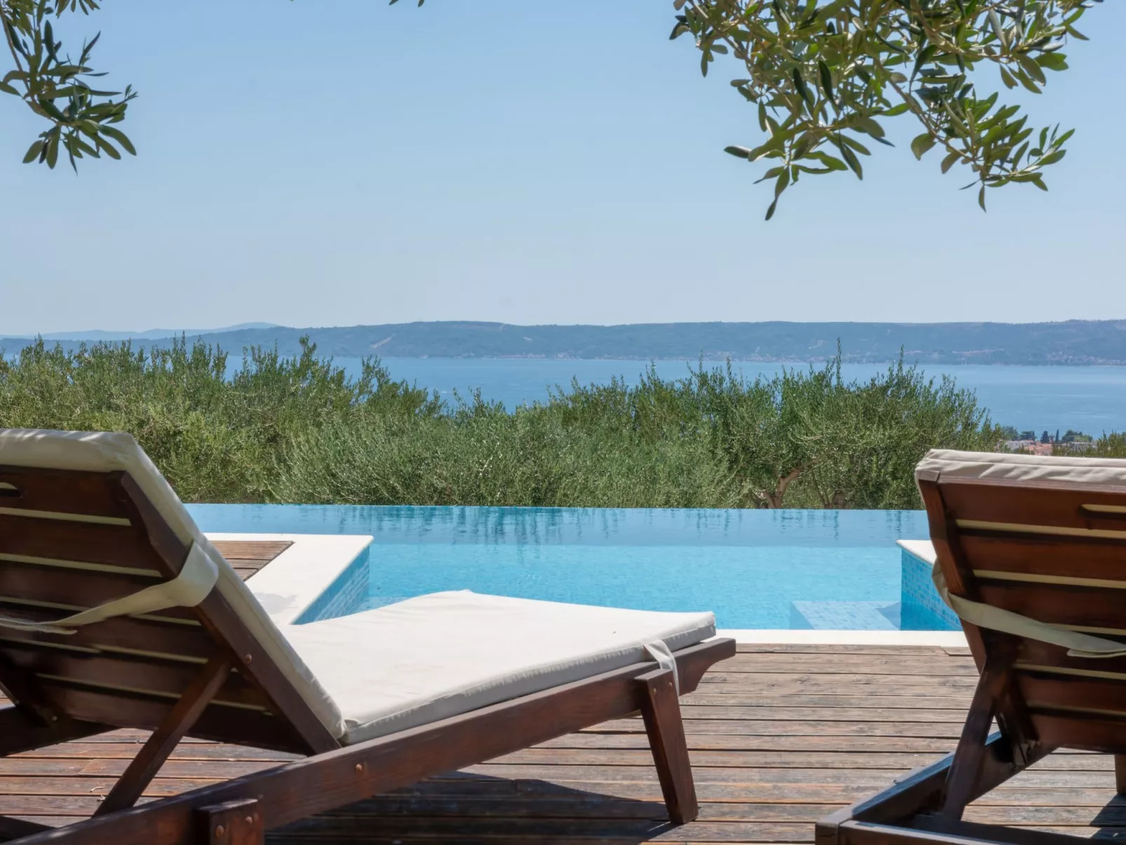 Haus für 9 Personen und 1 Kind in Kastel Luksic