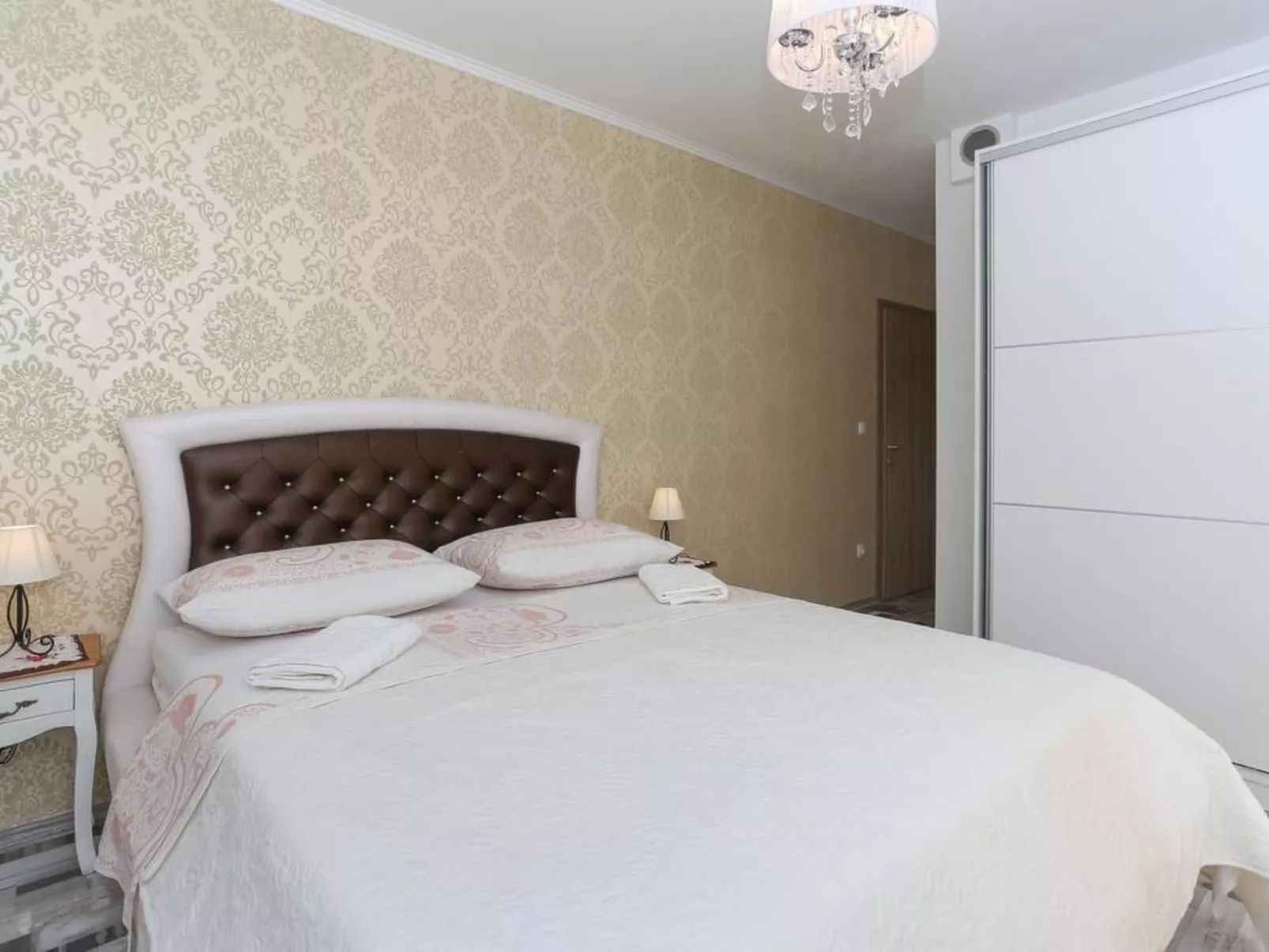 Villa Longfield mit privaten Pool und Sauna-Image-tags.info