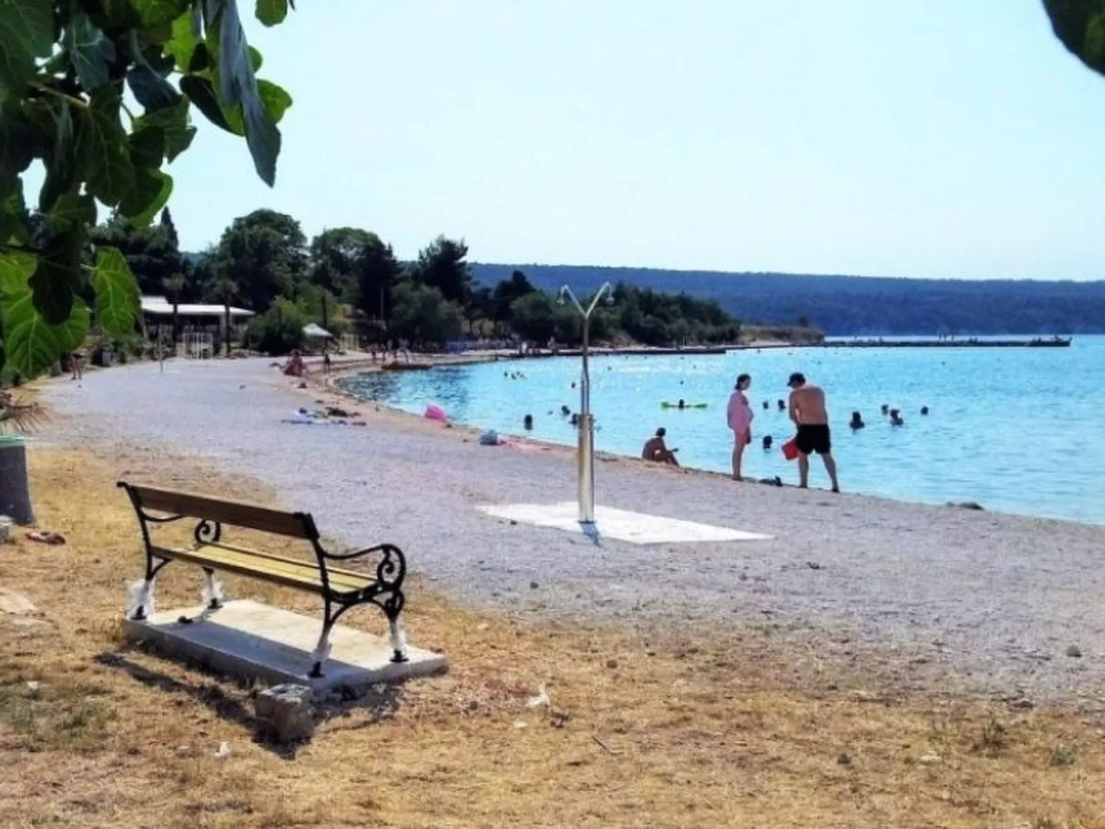 Stela in Karin Gornji