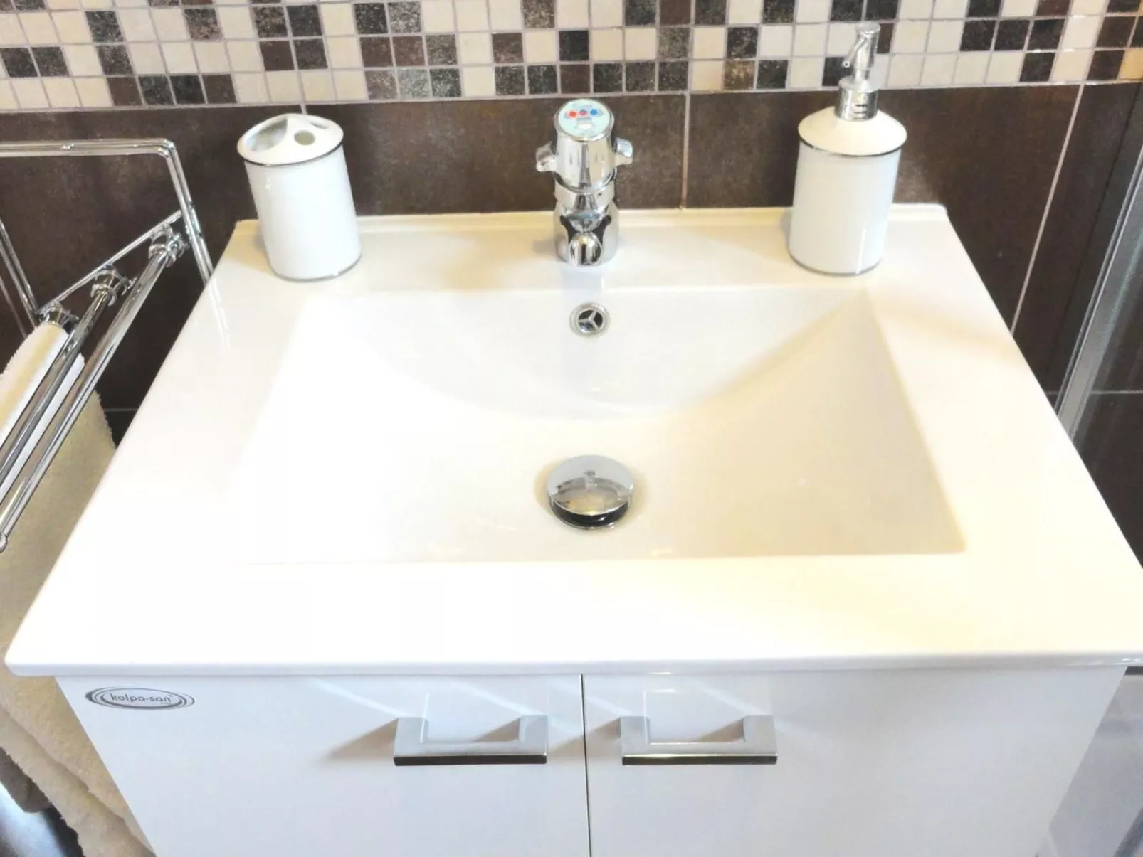 Adriatic Escape-Image-tags.info