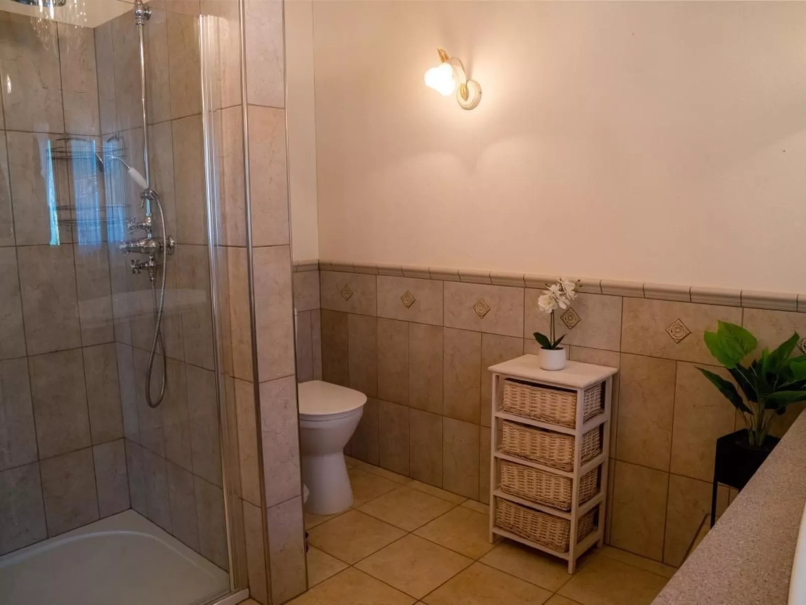 Luxuriöses Chalet - Walensee - Schwimmbad - Sauna-Binnen