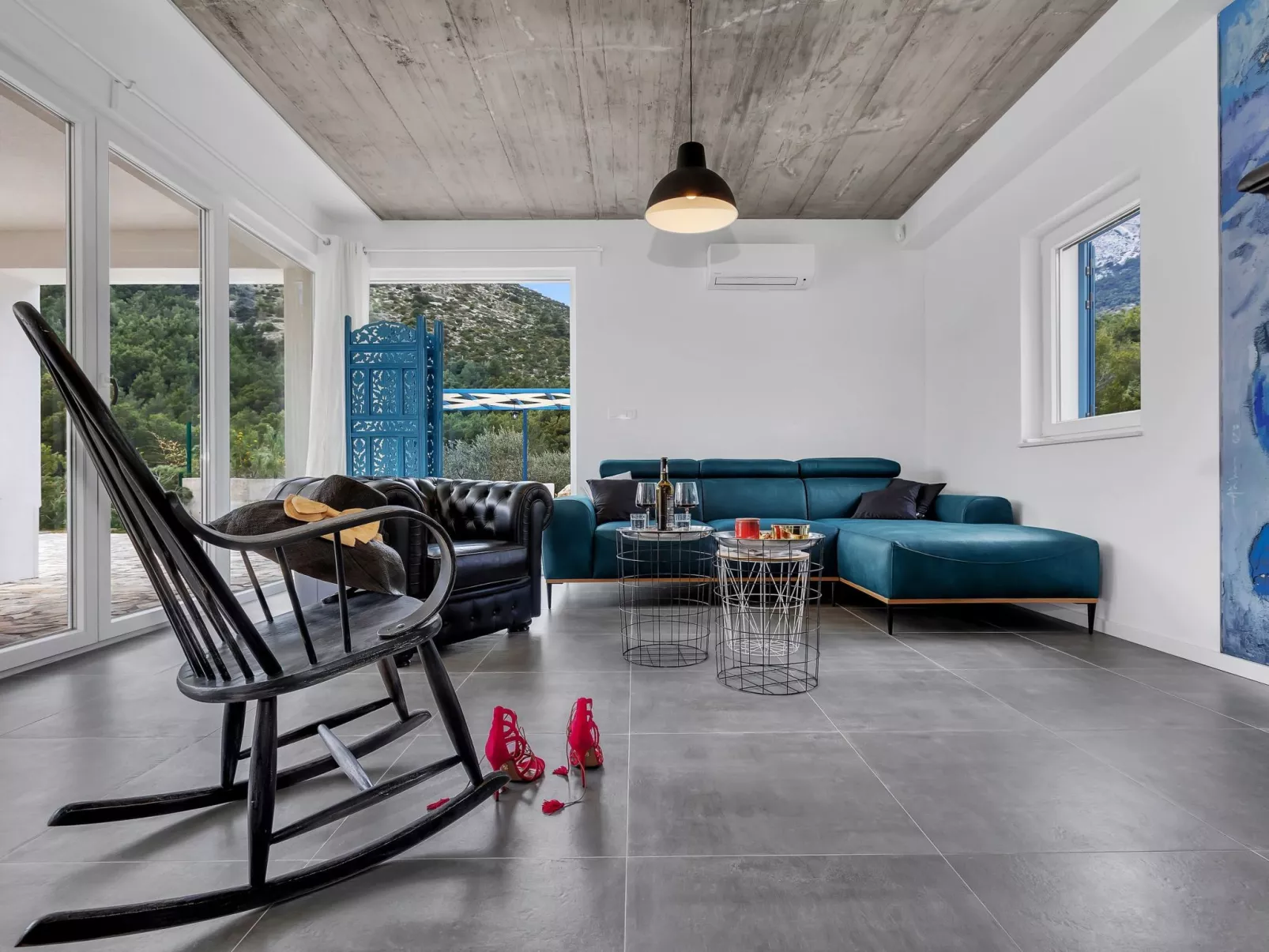 Modernes Ferienhaus in Zaostrog mit Beheiztem Pool-Binnen