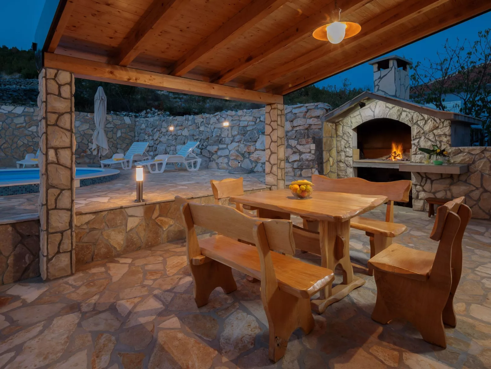 Villa Stara Kula-Buiten