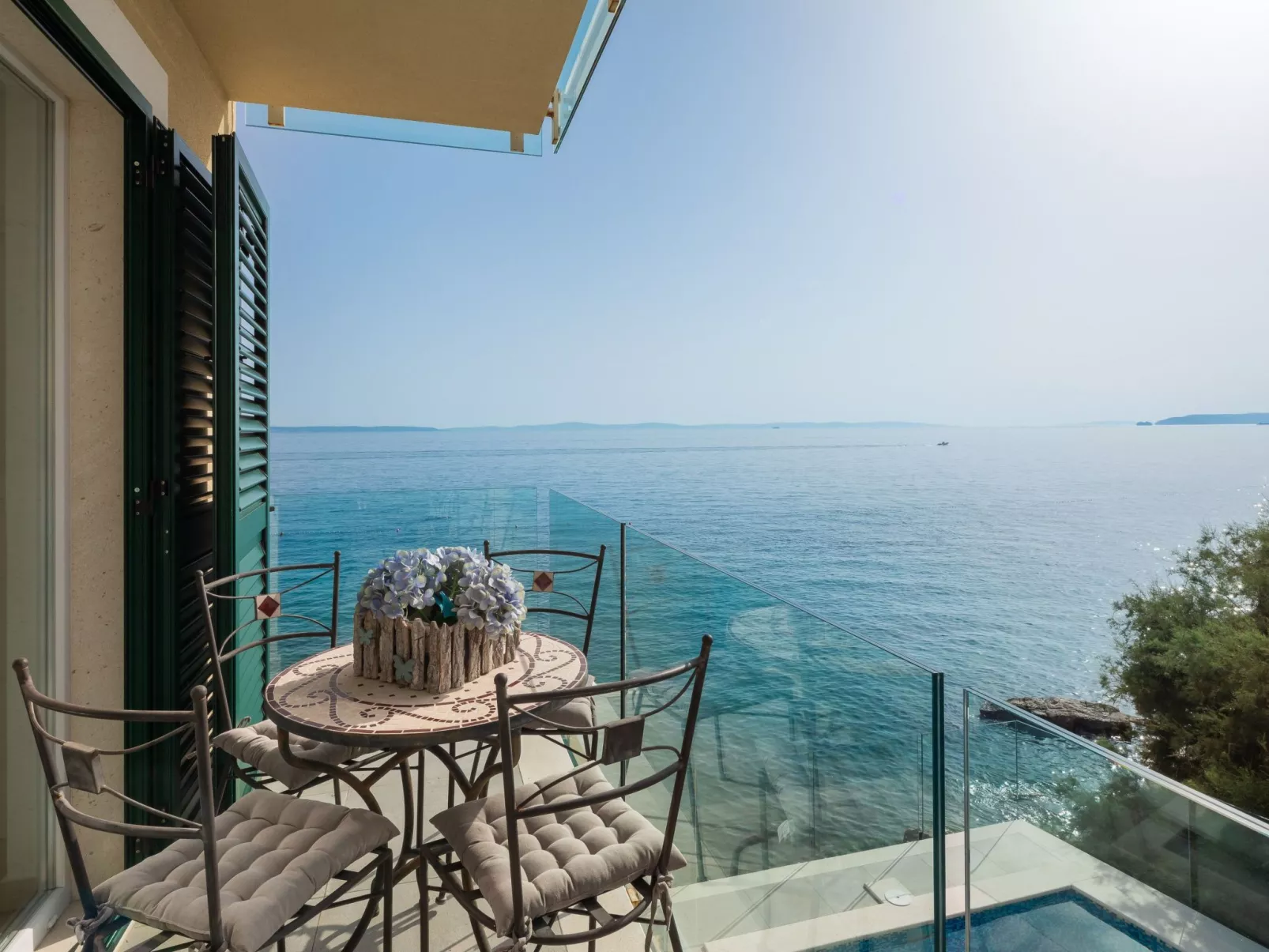 Epetium Beach Villa-Image-tags.info