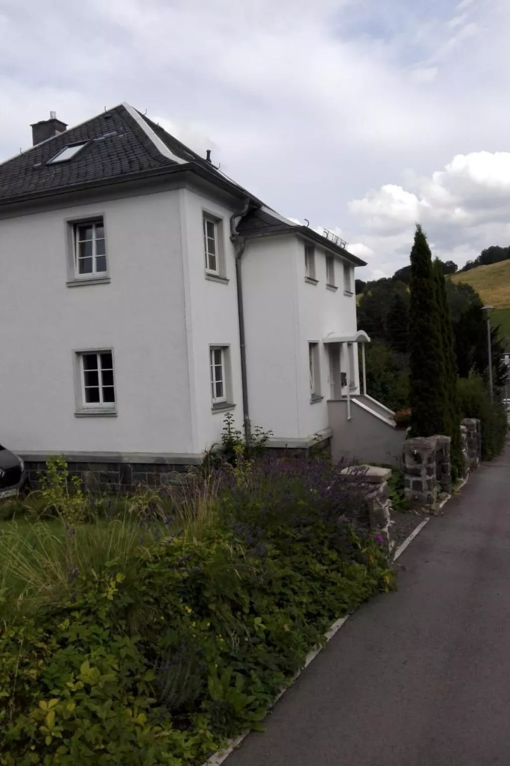 Im Thüringer Wald mit Grill und Garten-Buiten