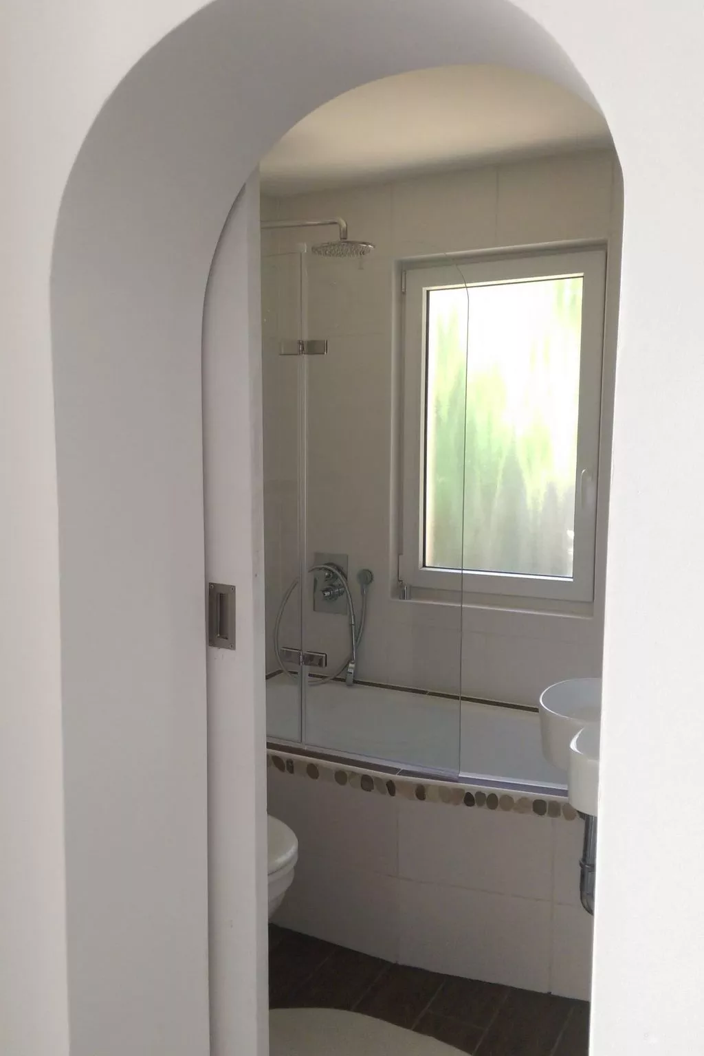 In Süd-Waldhanglage mit Seeblick