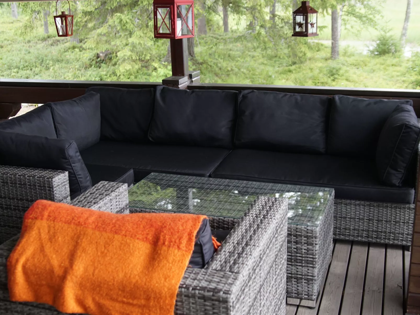 Ferienvilla mit Sauna und Garten am See-Binnen