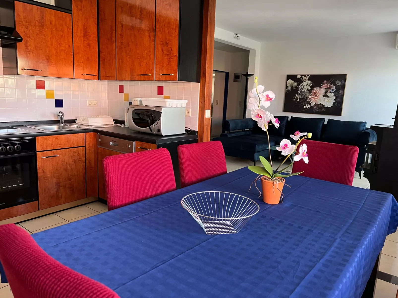 Für sechs Personen mit Terrasse im Erdgeschoss gelegen-Binnen