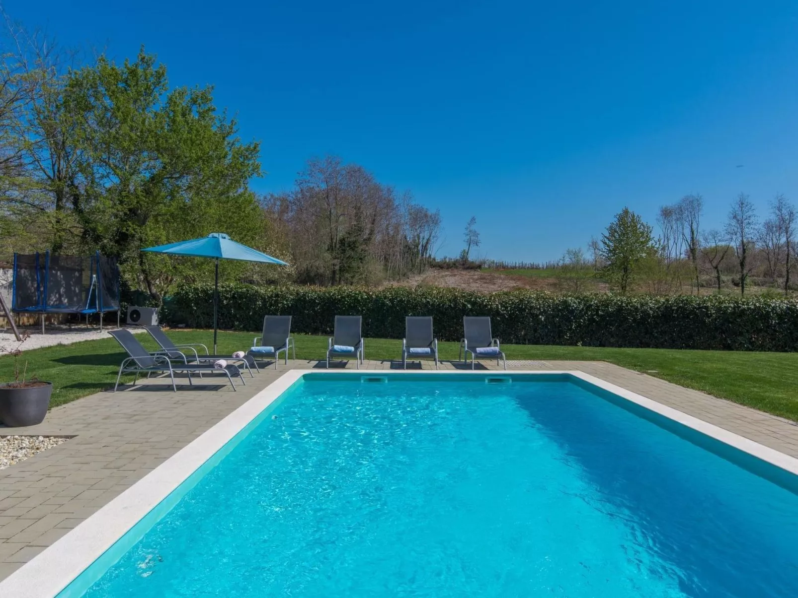 Ferienvilla "Villa Perhat" mit eigenem Pool-Buiten