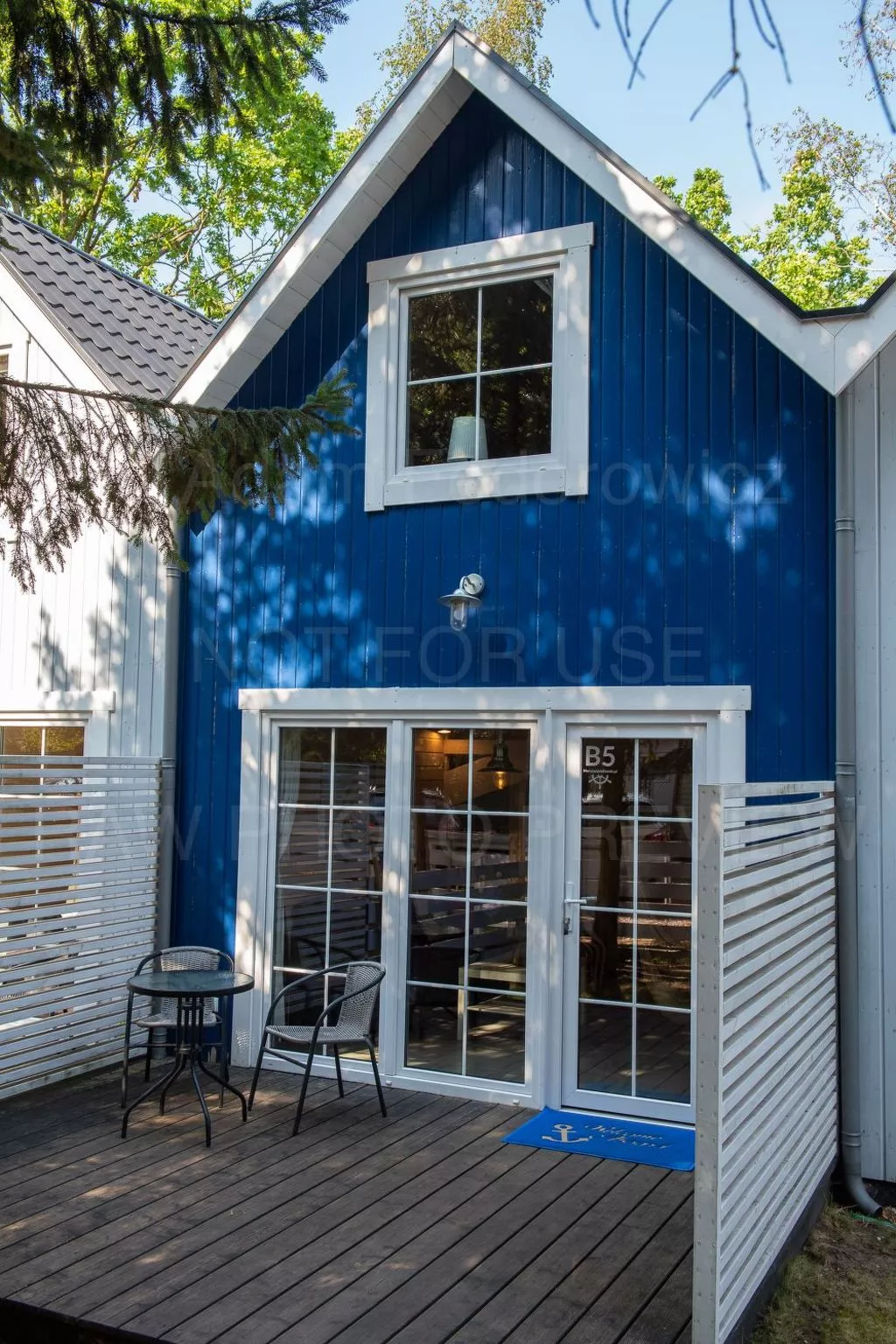 Naval House am Spielplatz 2