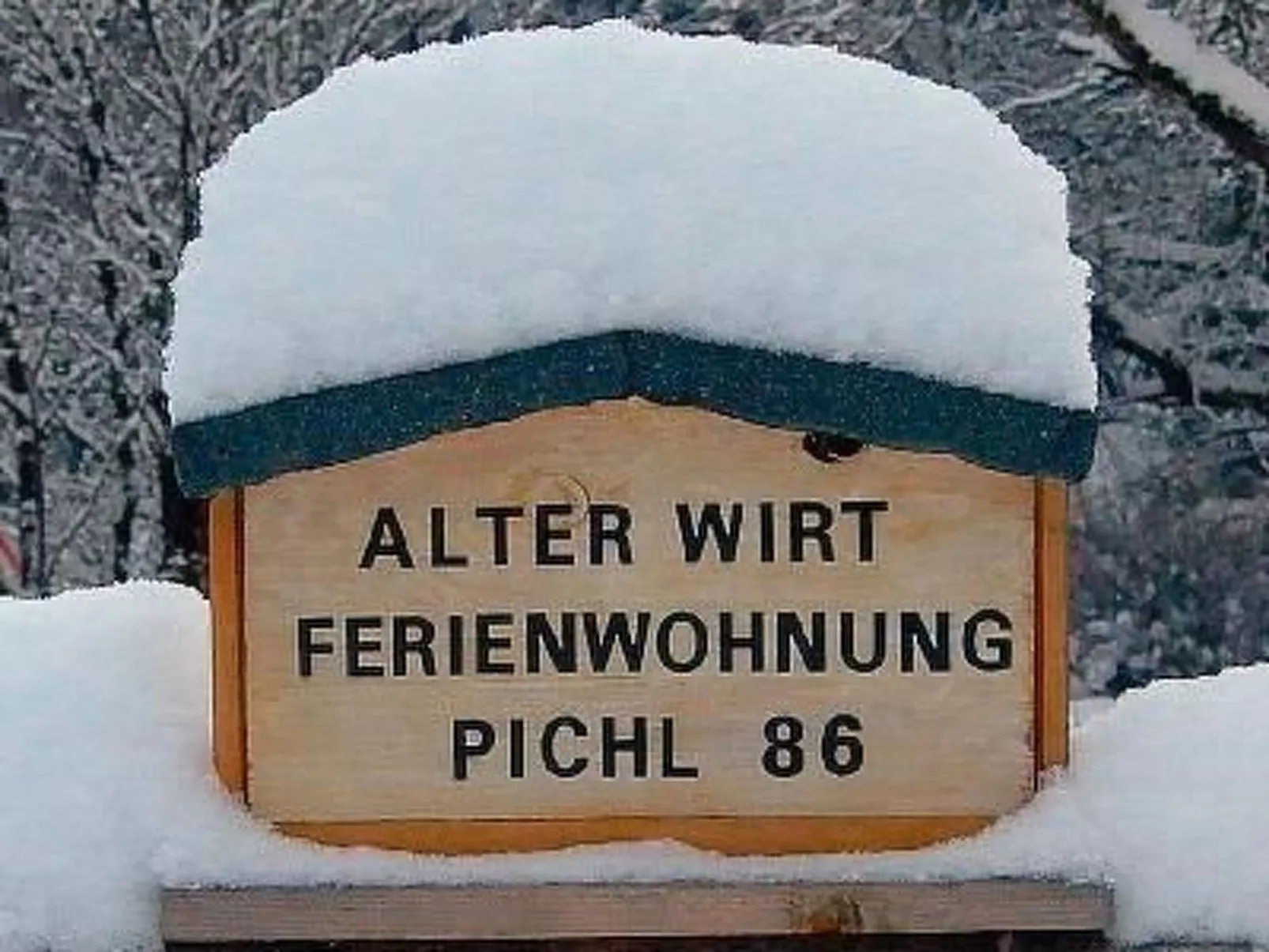 Große Wohnung im ersten Stock, mit großem Garten-Buiten