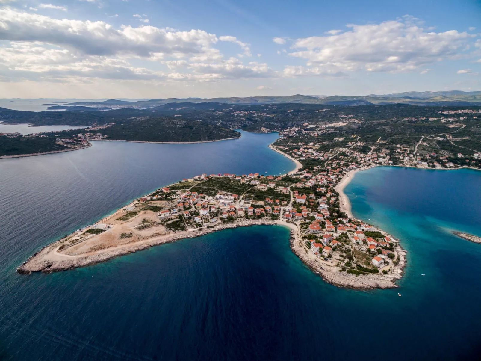 Mit Privatpool für 9 Personen ca. 95 m&sup2; in Sevid, Adriaküste Kroatien (Tro-Buiten