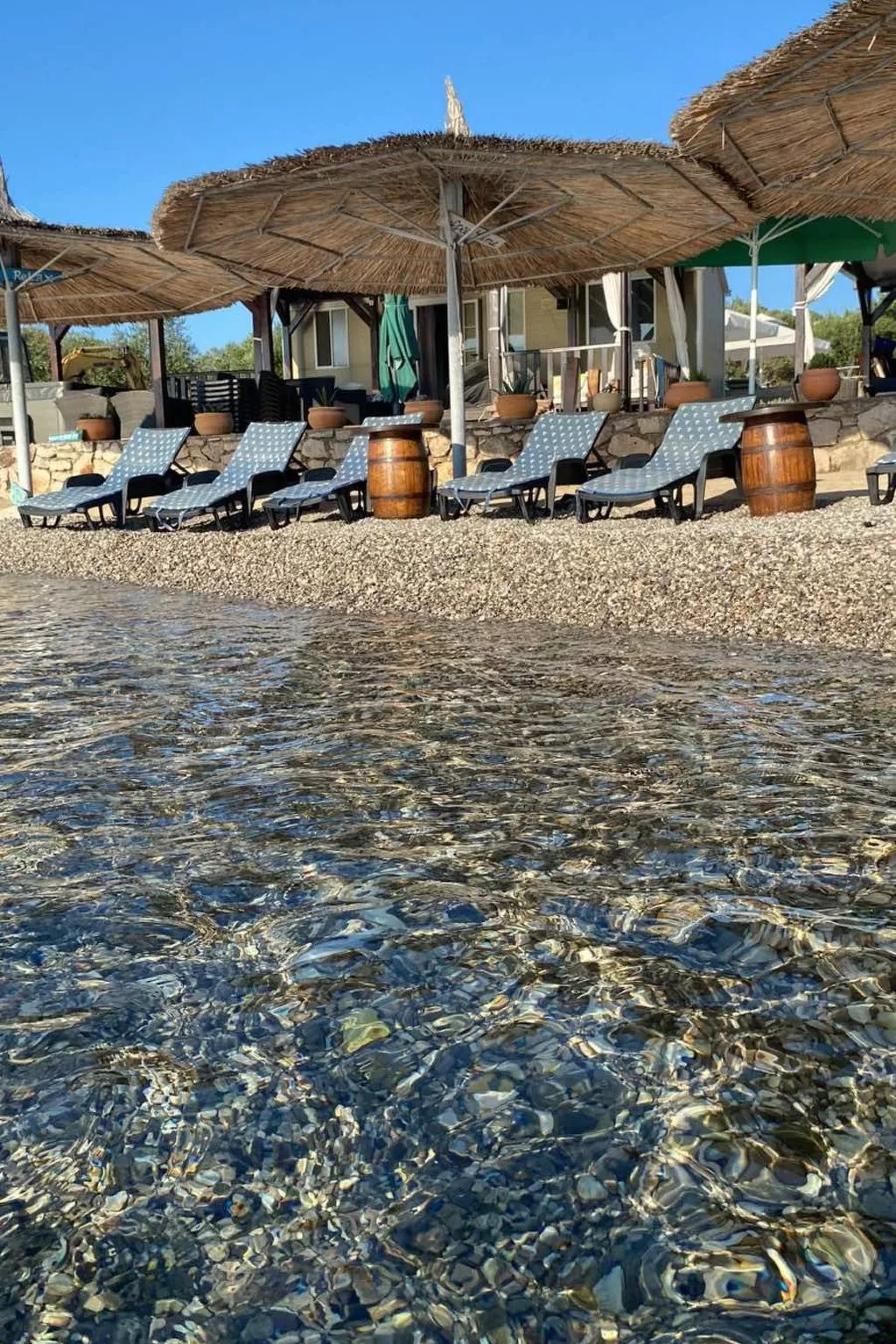 Strandhaus Hela - Ferienanlage Bain, Žut - Kornati