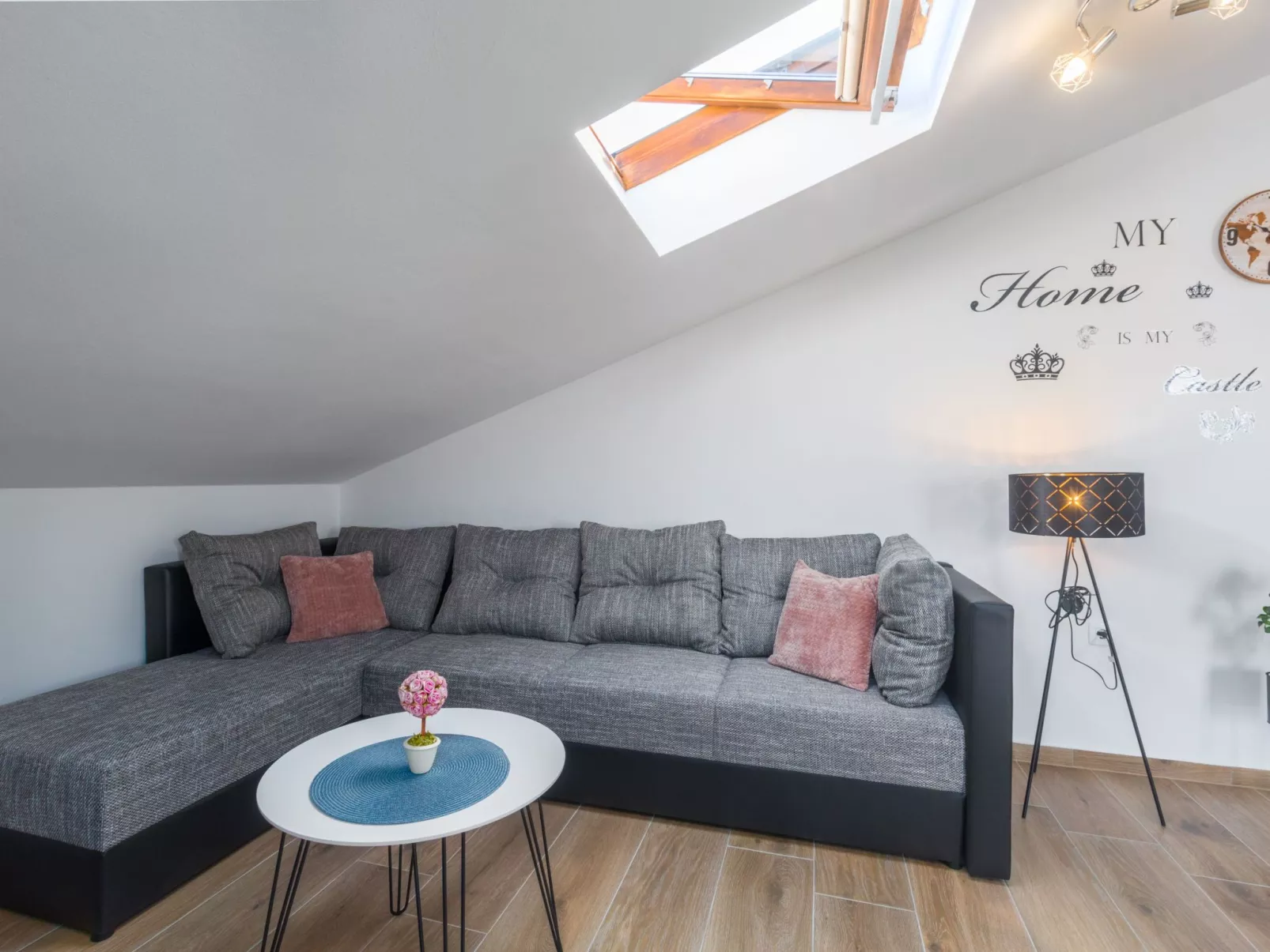 Resience Radovan 4-Binnen