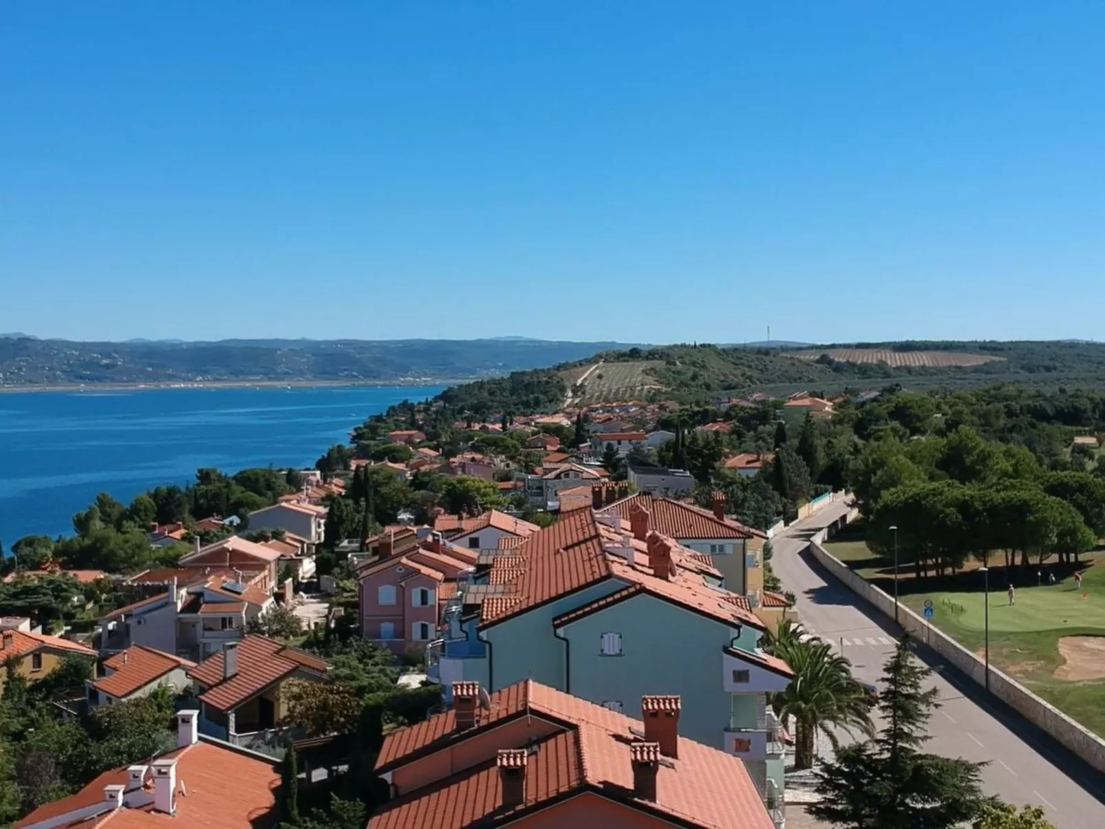 Villa del Golfo, Apartement mit Garten und Pool