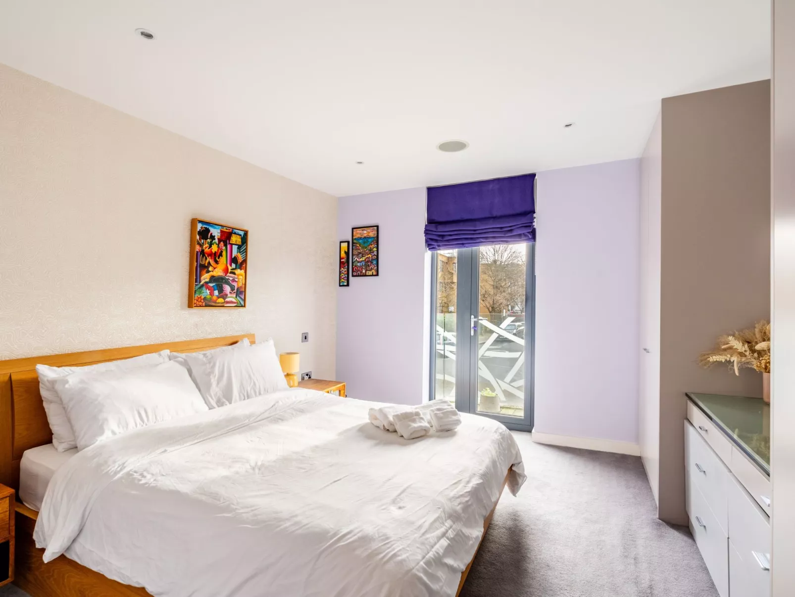 Moderne und stilvolle Wohnung mit eigenem Bad in der Nähe von Notting Hill und