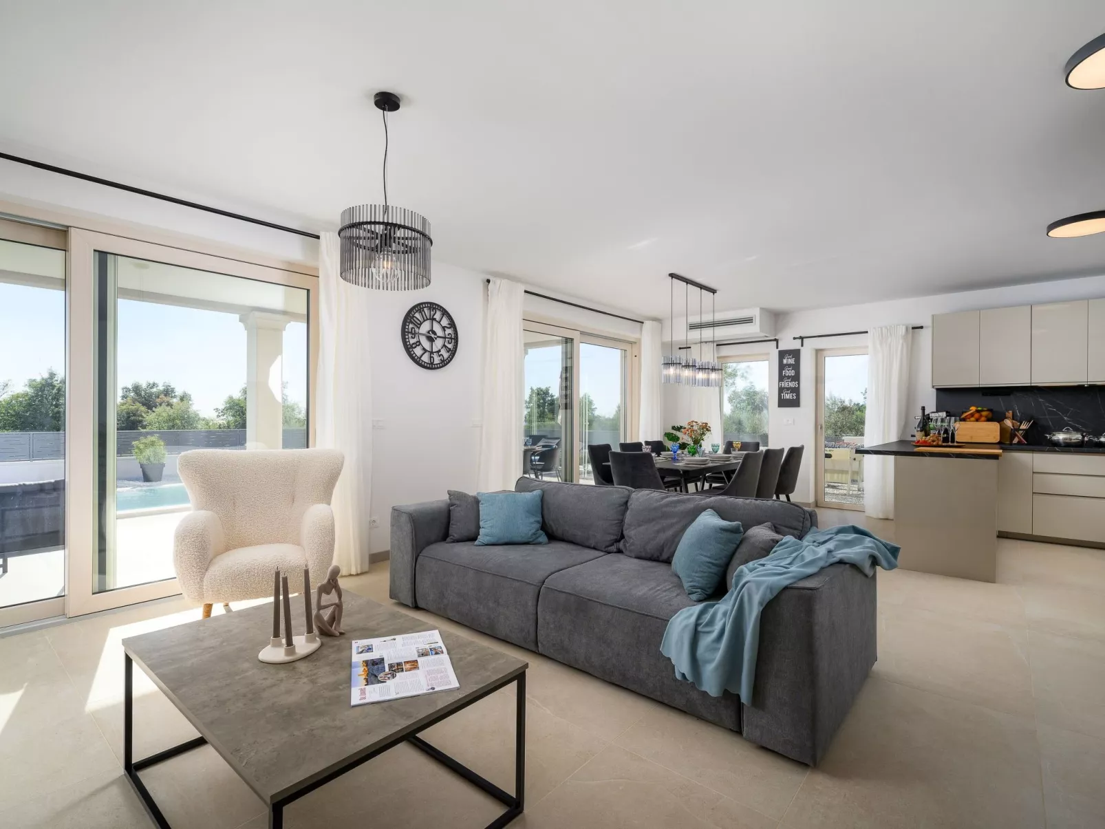 „Villa Natalia“ mit Meerblick-Binnen