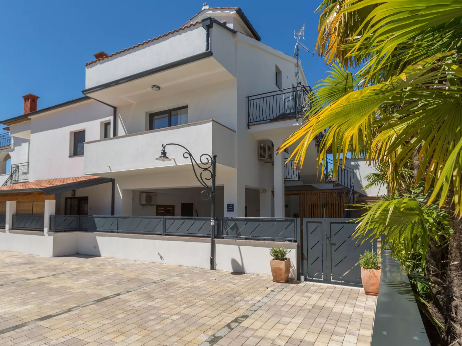 Residence Radovan 5-Buiten