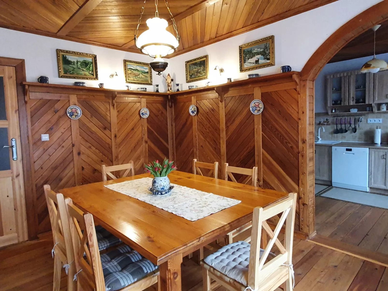 Wohnung "Larch Apartment"