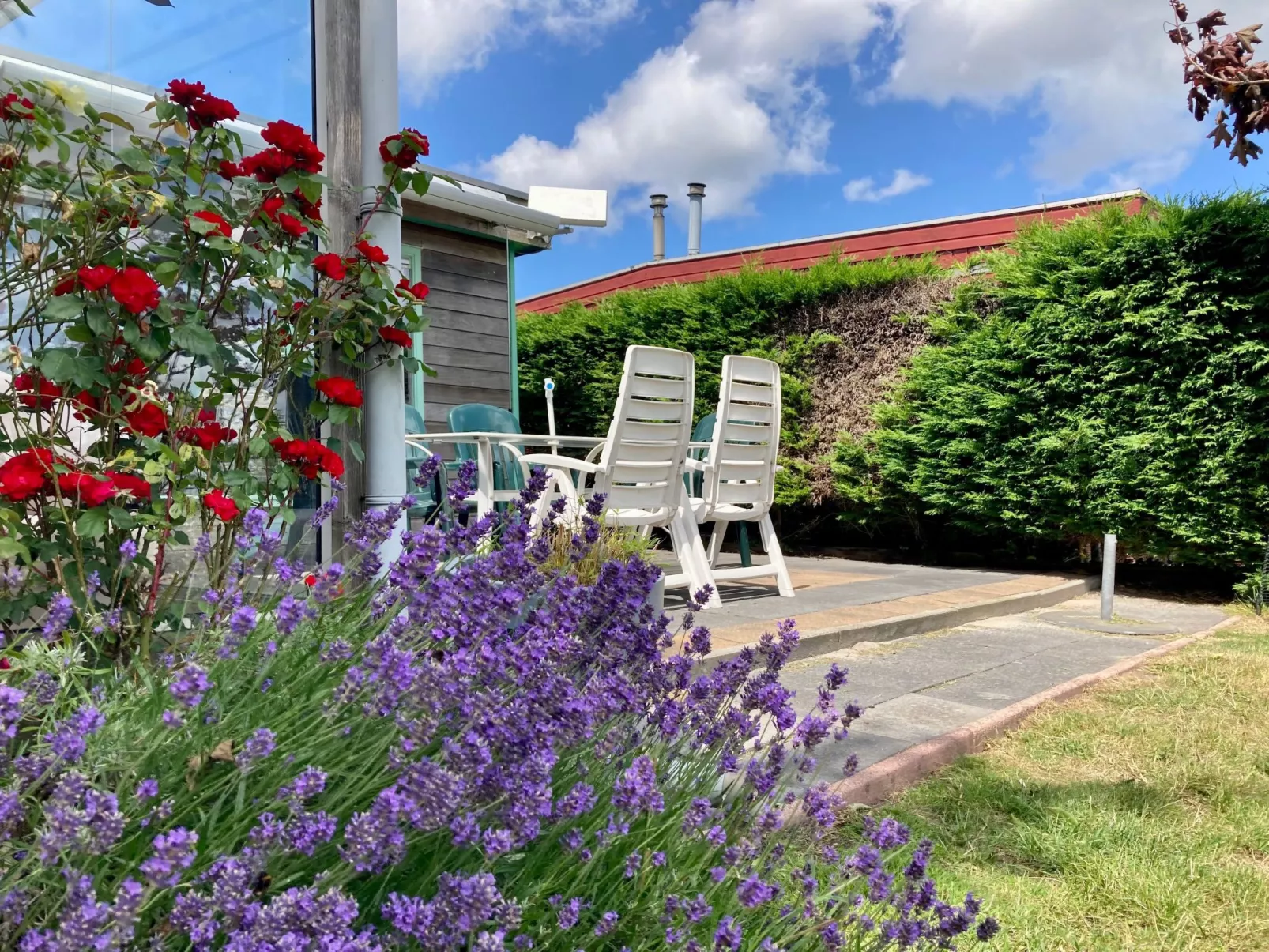 In Anjum mit Kleinem Garten-Buiten