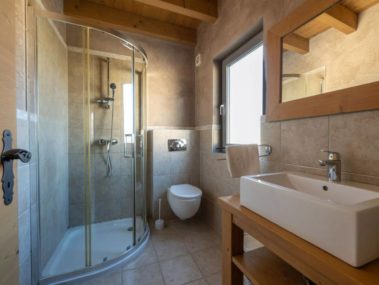 Villa Chiara mit 6 Schlafzimmern in Meeresnähe