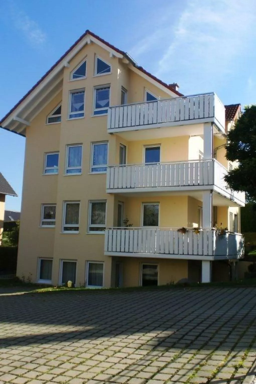 Mit Terrasse in ruhiger Lage