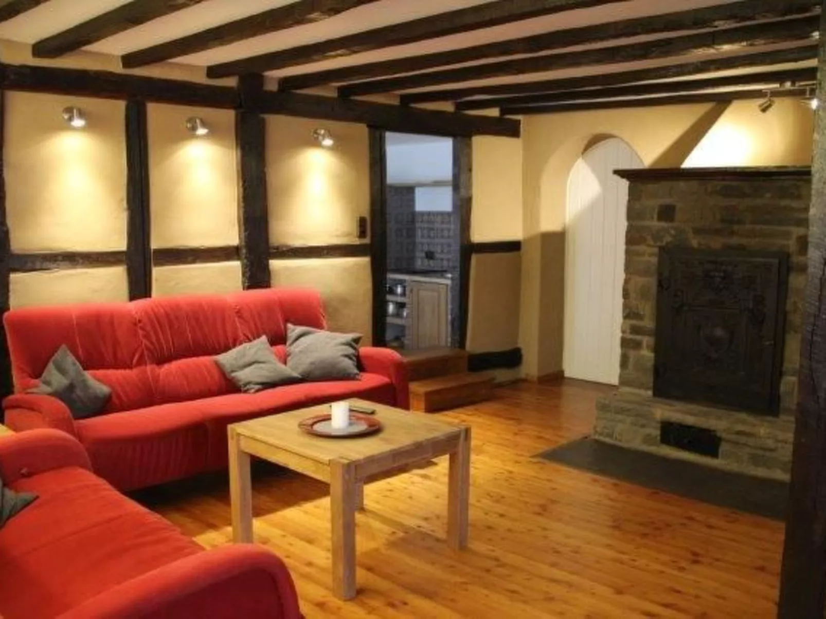 Fachwerkhaus mit Garten, Grill und Terrasse