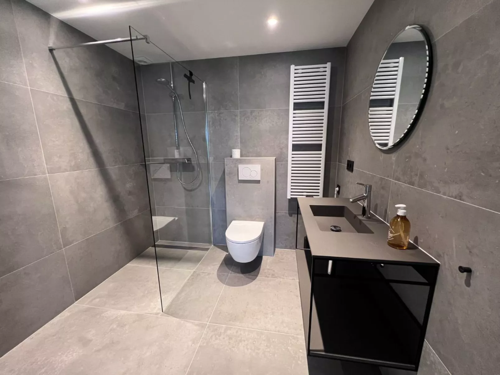 In Stavenisse mit gemütlicher Terrasse