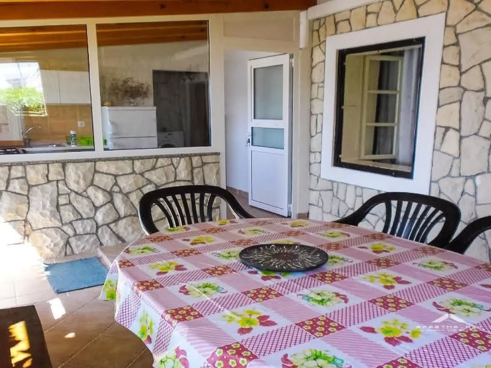 Für 4 Personen  + 2 Kinder ca. 60 m&sup2; in Zubovici, Adriaküste Kroatien (Kro