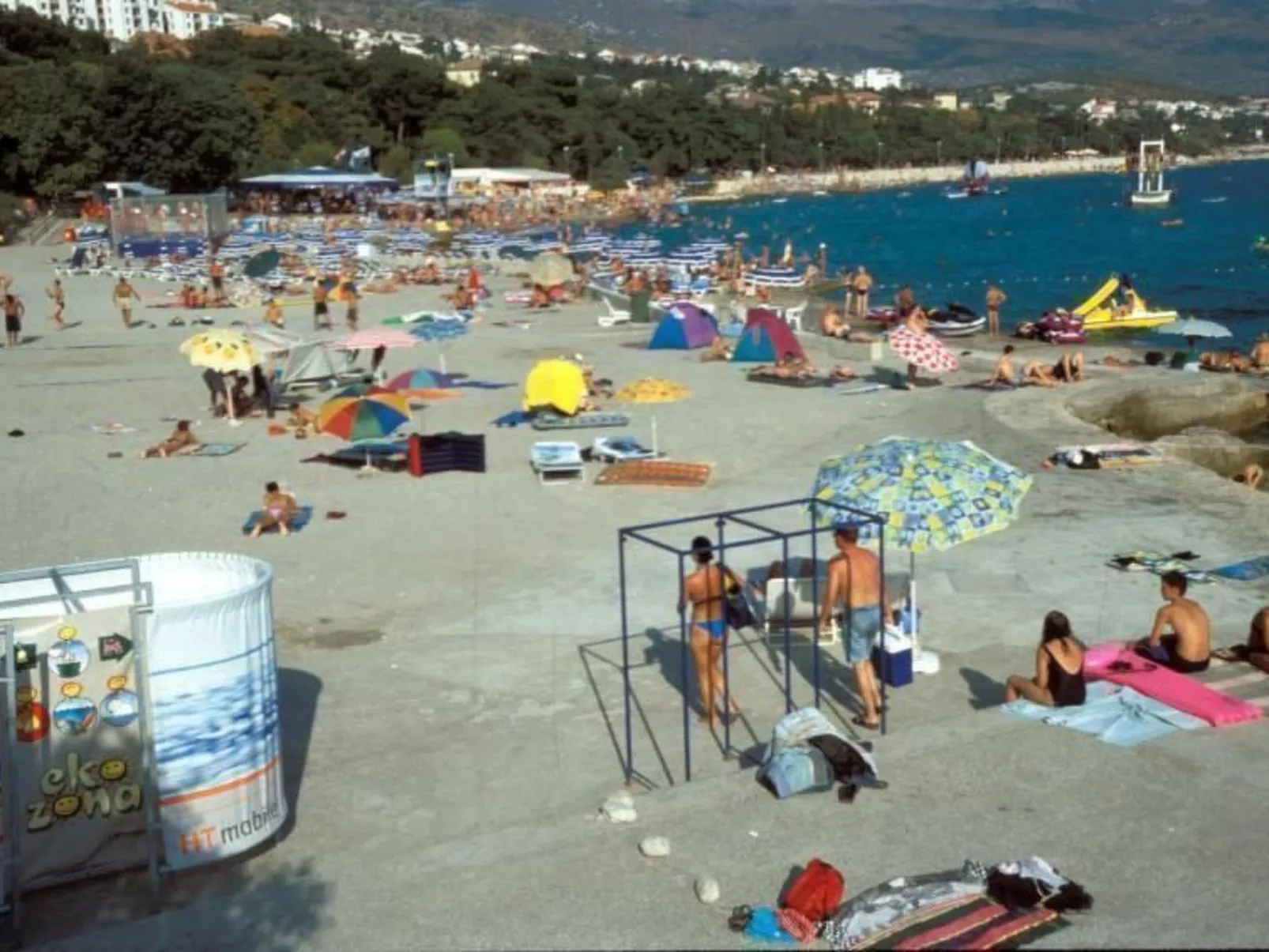 "Adriana" mit Blick auf das Wasser-Buiten