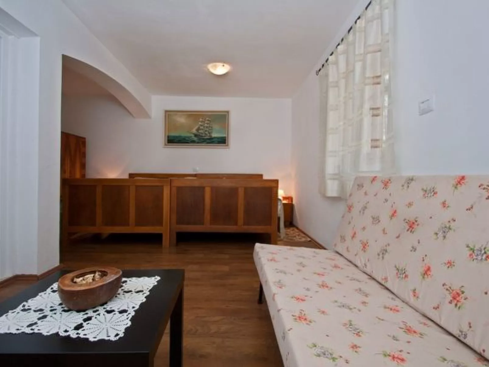 Modernes Ferienhaus in Vadreš mit Privatem Pool-Binnen