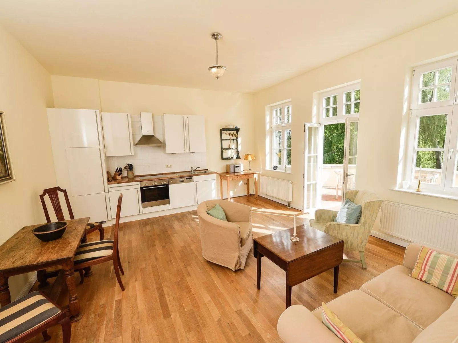 Wohnung im zweiten Obergeschoss des Gutshauses