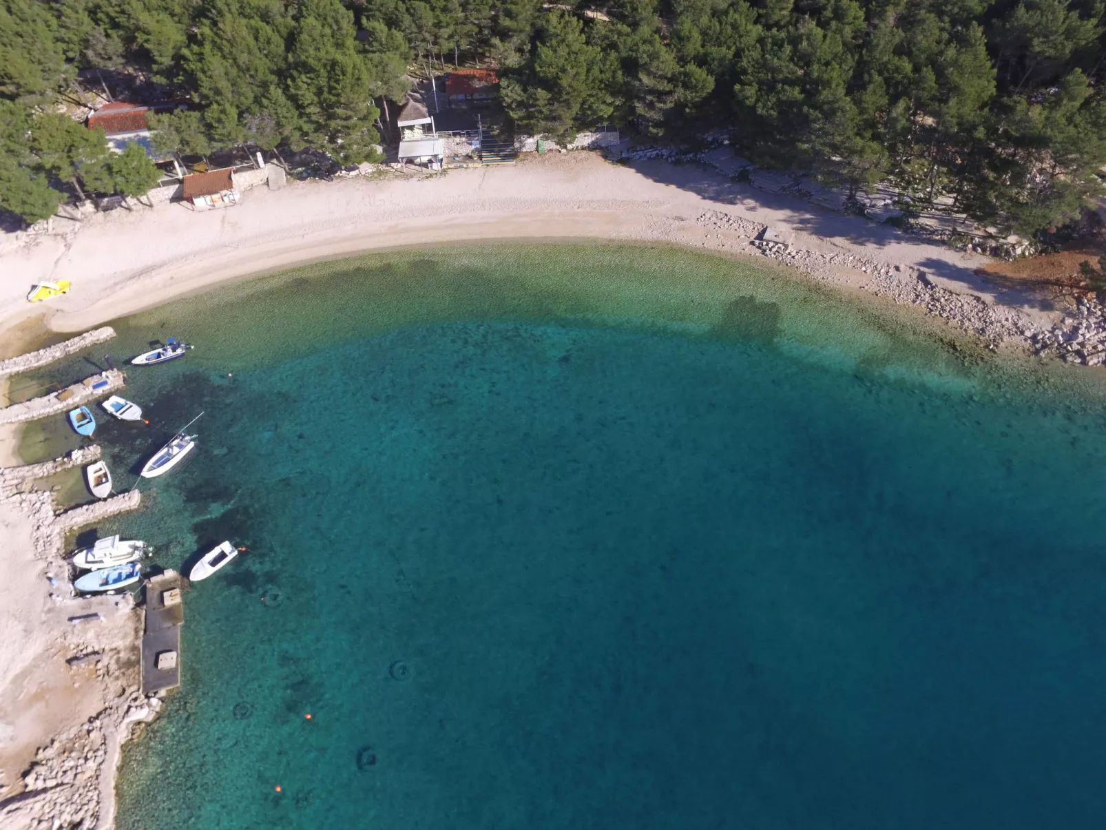 "Antonio" mit Blick auf das Wasser-Omgeving