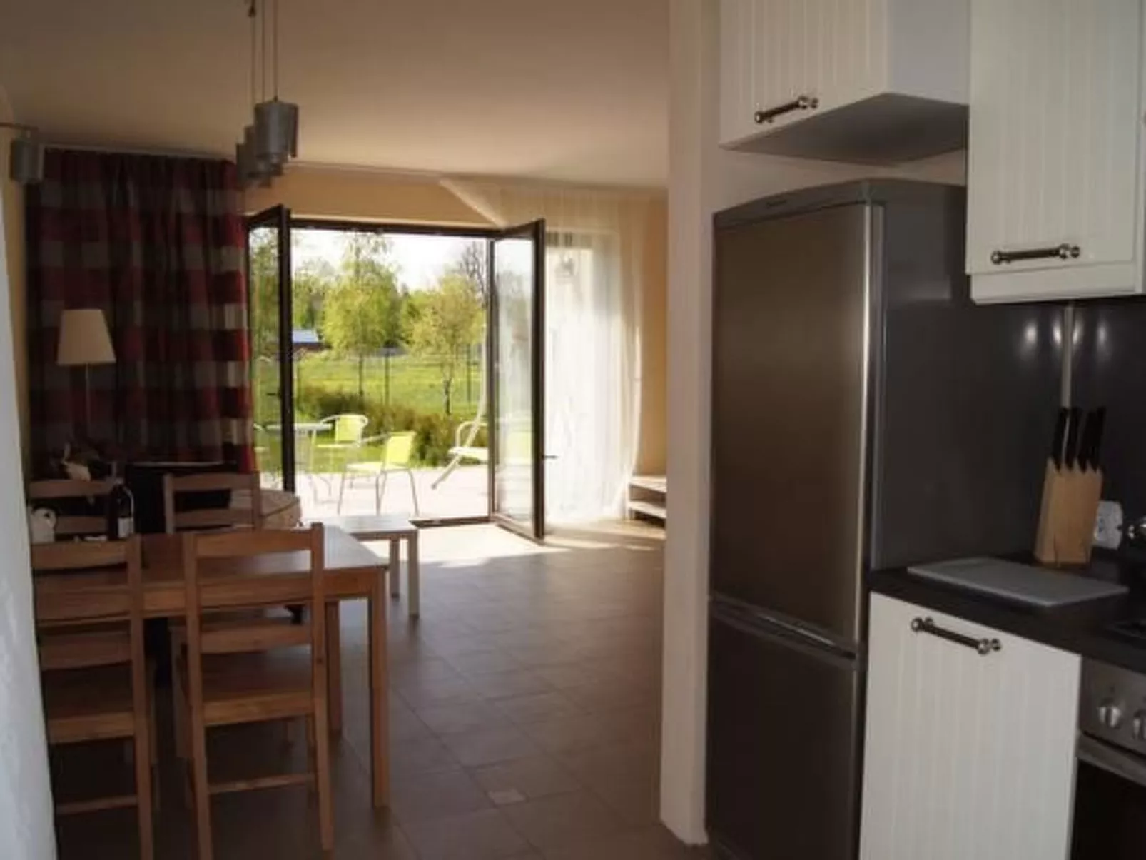 Mit Garten, Terrasse und Grill