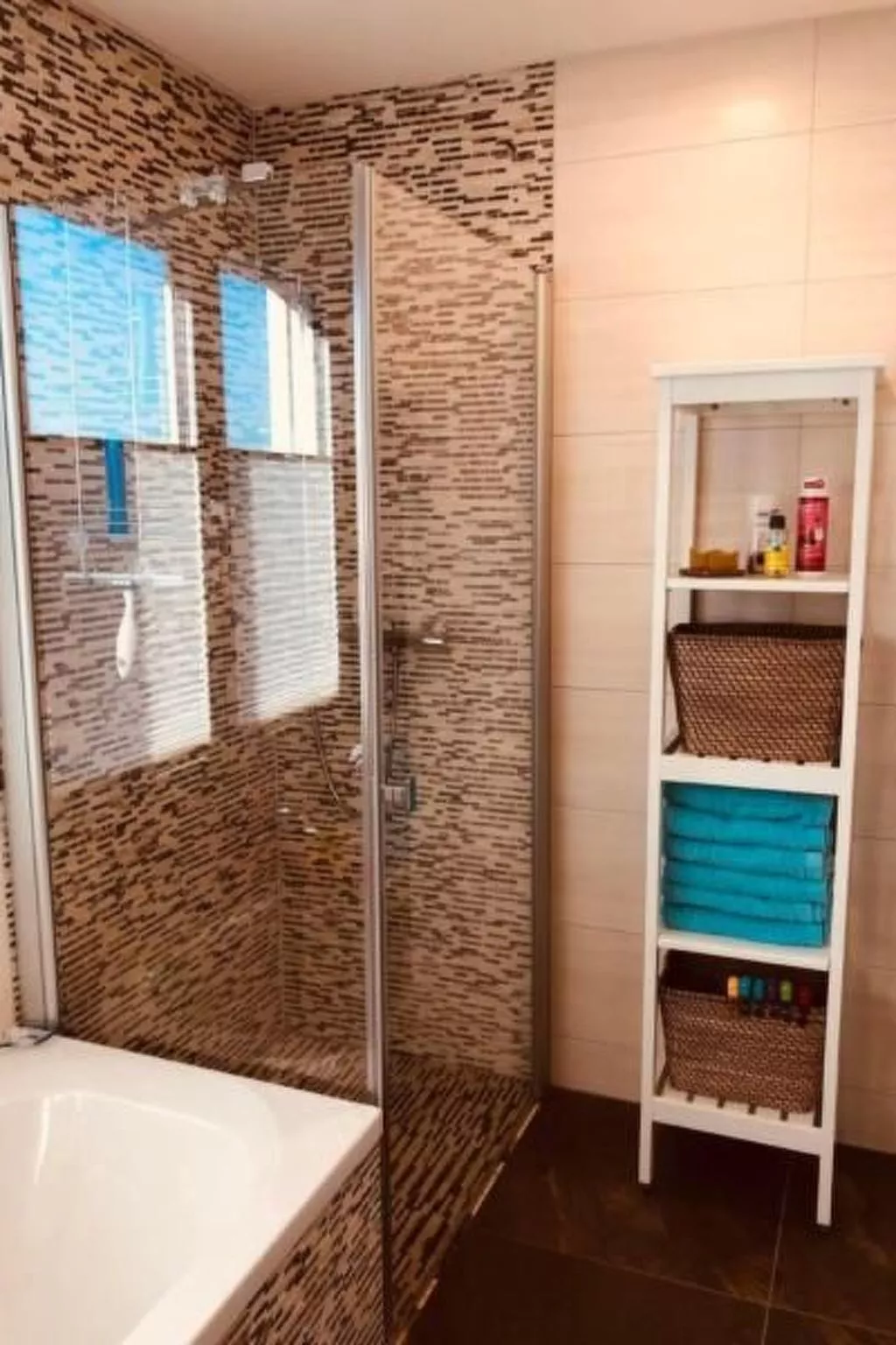 Schwimmendes Haus Elandi