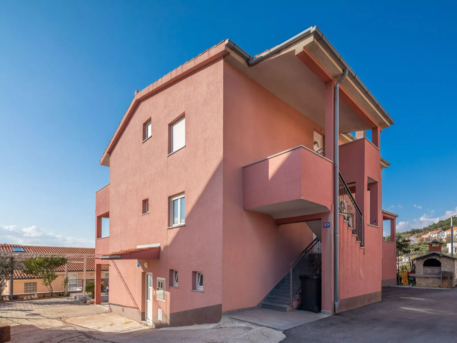 Für 12 Personen in Stanići, Dalmatien (Mitteldalmatien)-Buiten