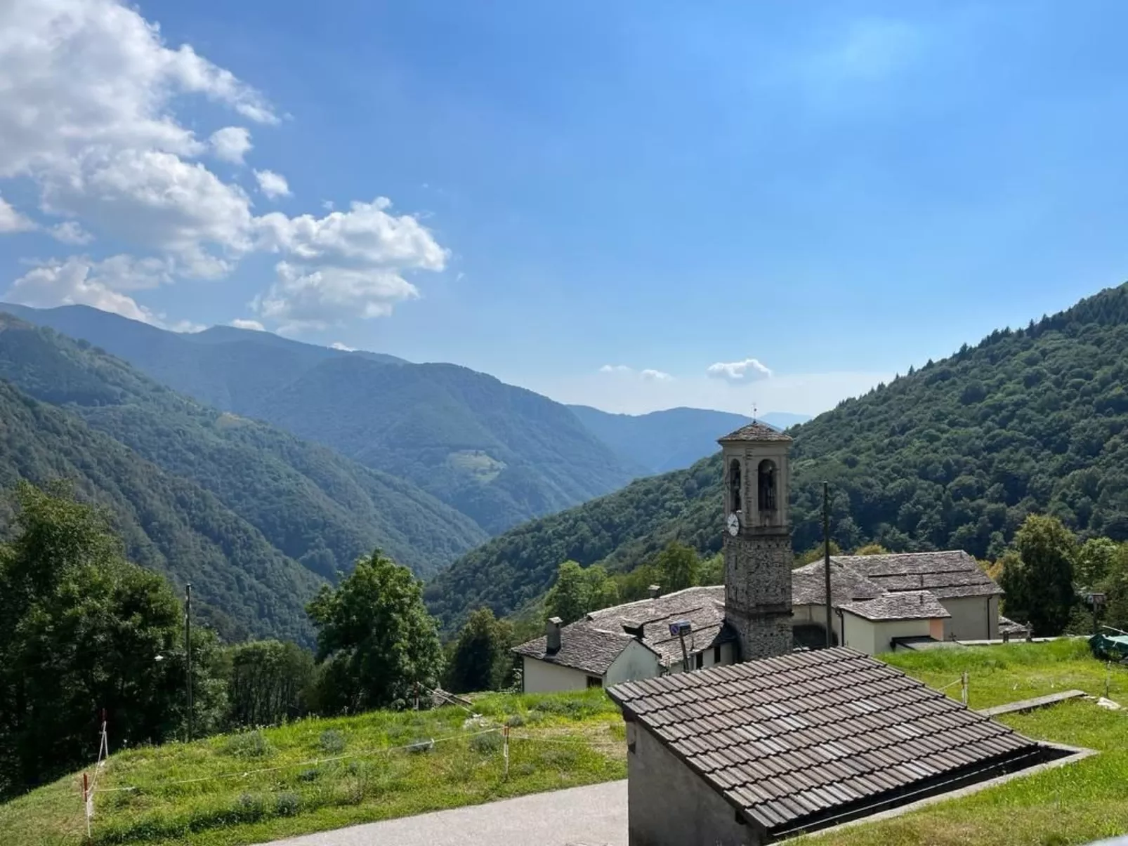 Entdecken Sie den Charme von Casa Clementina in Indemini-Binnen