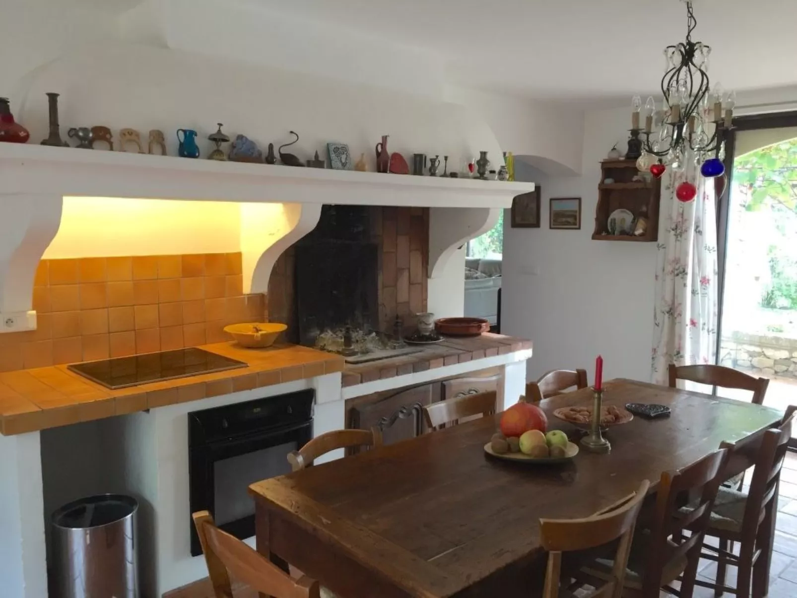 "Eutherpes Haus"-Binnen