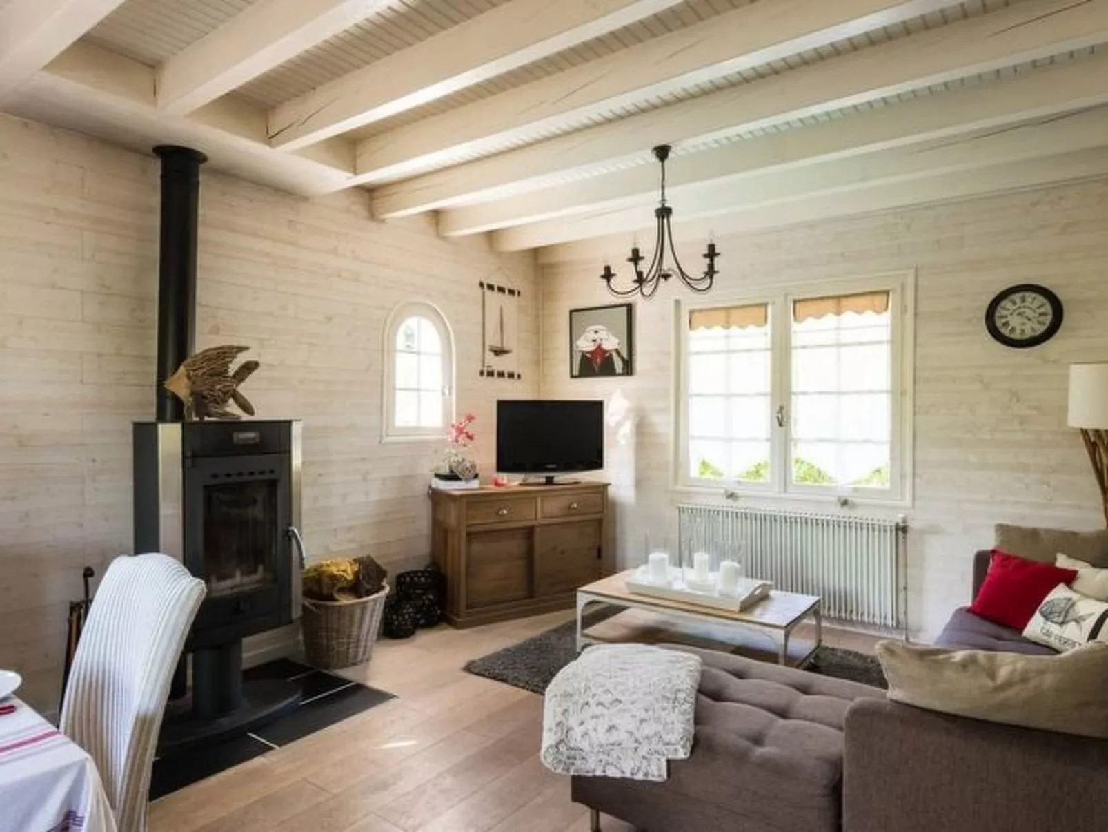 10 p mit beheiztem Pool-Binnen