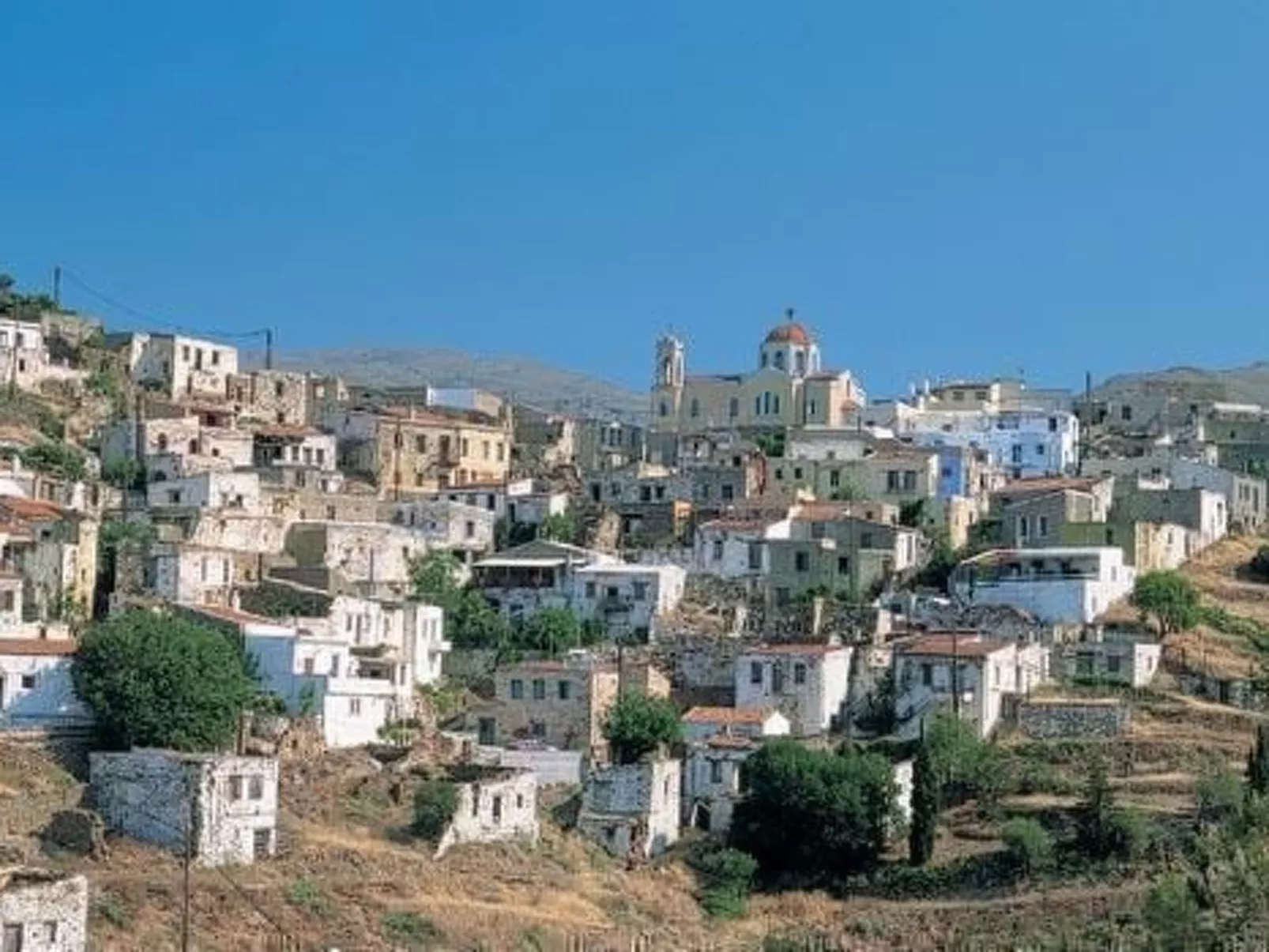 Spiti Limnos, idyllisch gelegen im Orangenhain