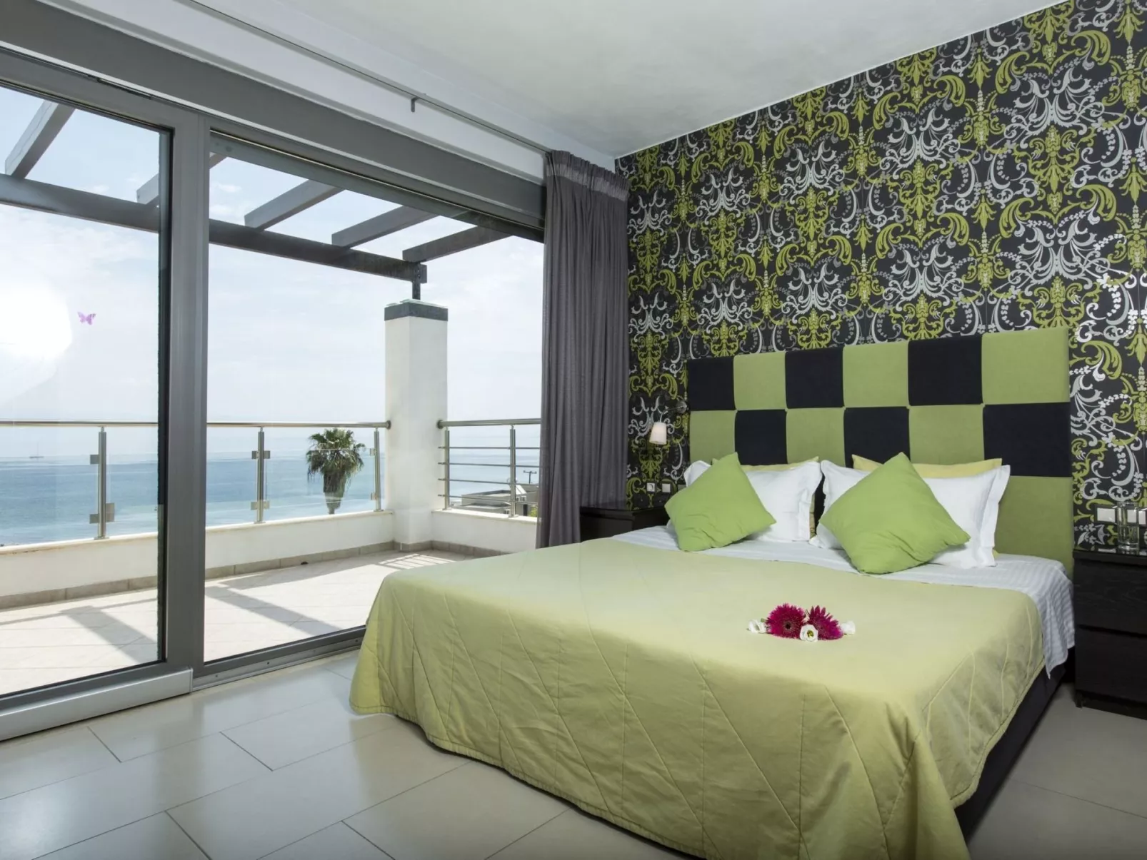 Ferienvilla mit Blick auf das Wasser-Binnen