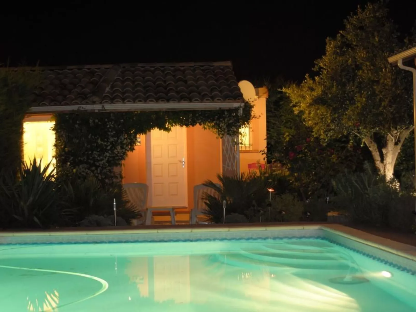 Haus "Les Cyprès" mit Gemeinschaftspool-Image-tags.info