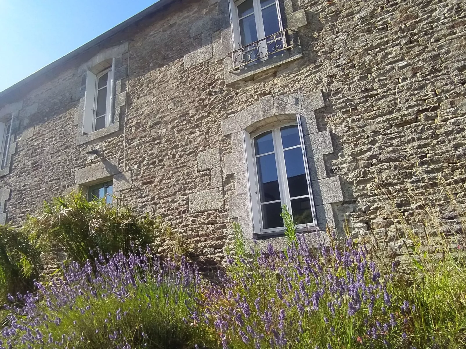 Haus mit großem Komfort, 20 Min. von den Stränden entfernt-Buiten