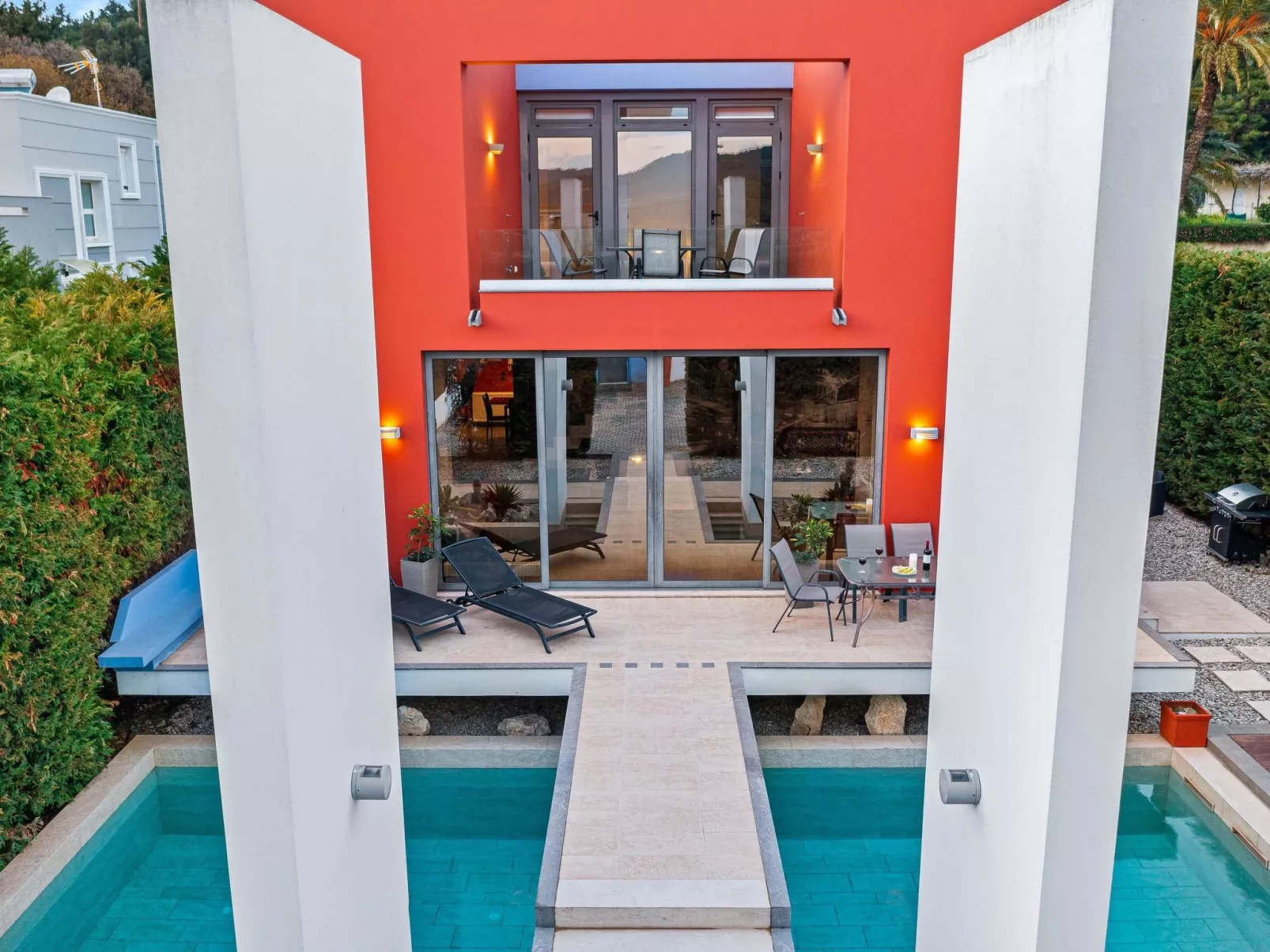 Charmante Mandelvilla auf der Insel Rhodos-Binnen